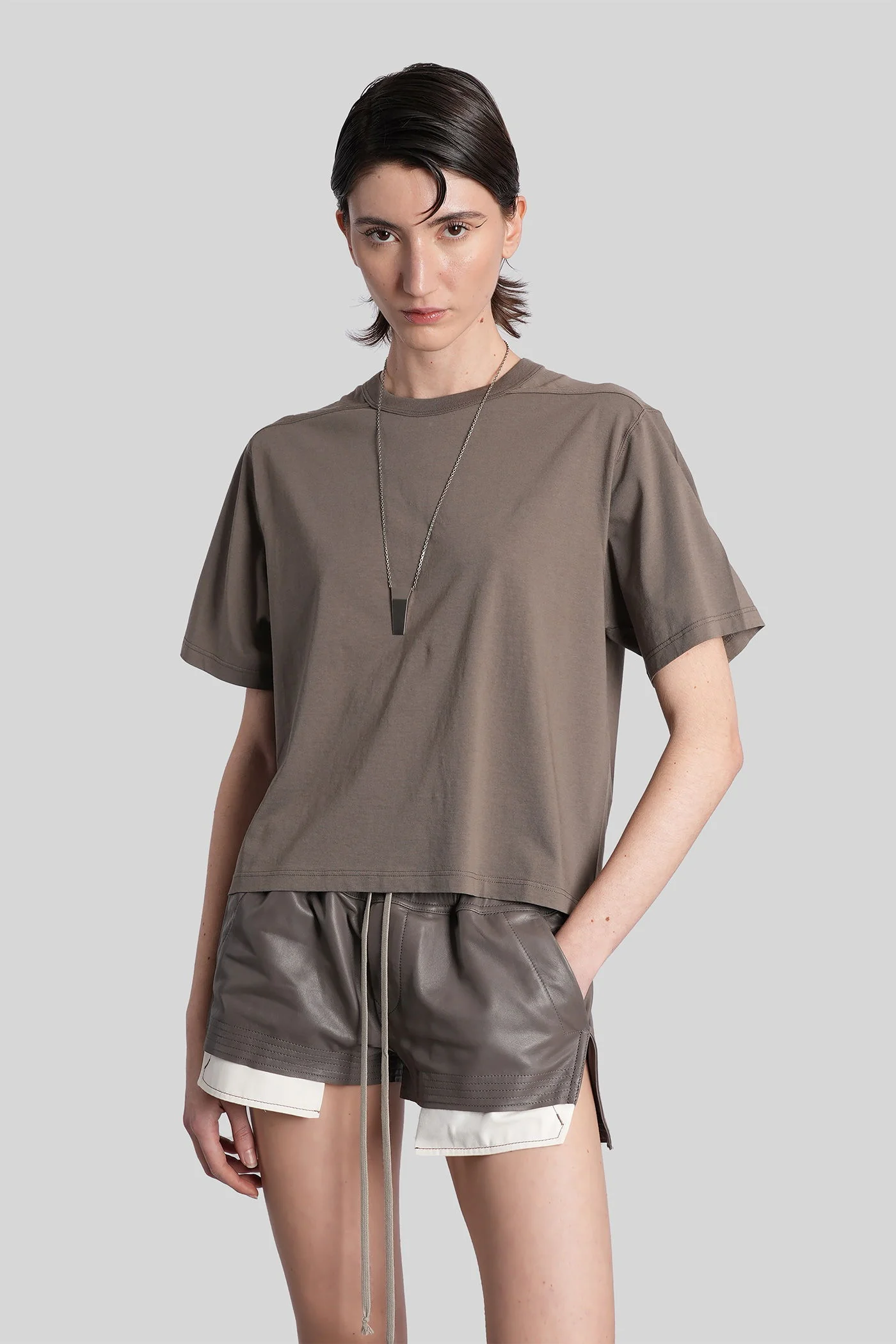 Cropped brad t T-Shirt in grey cotton
