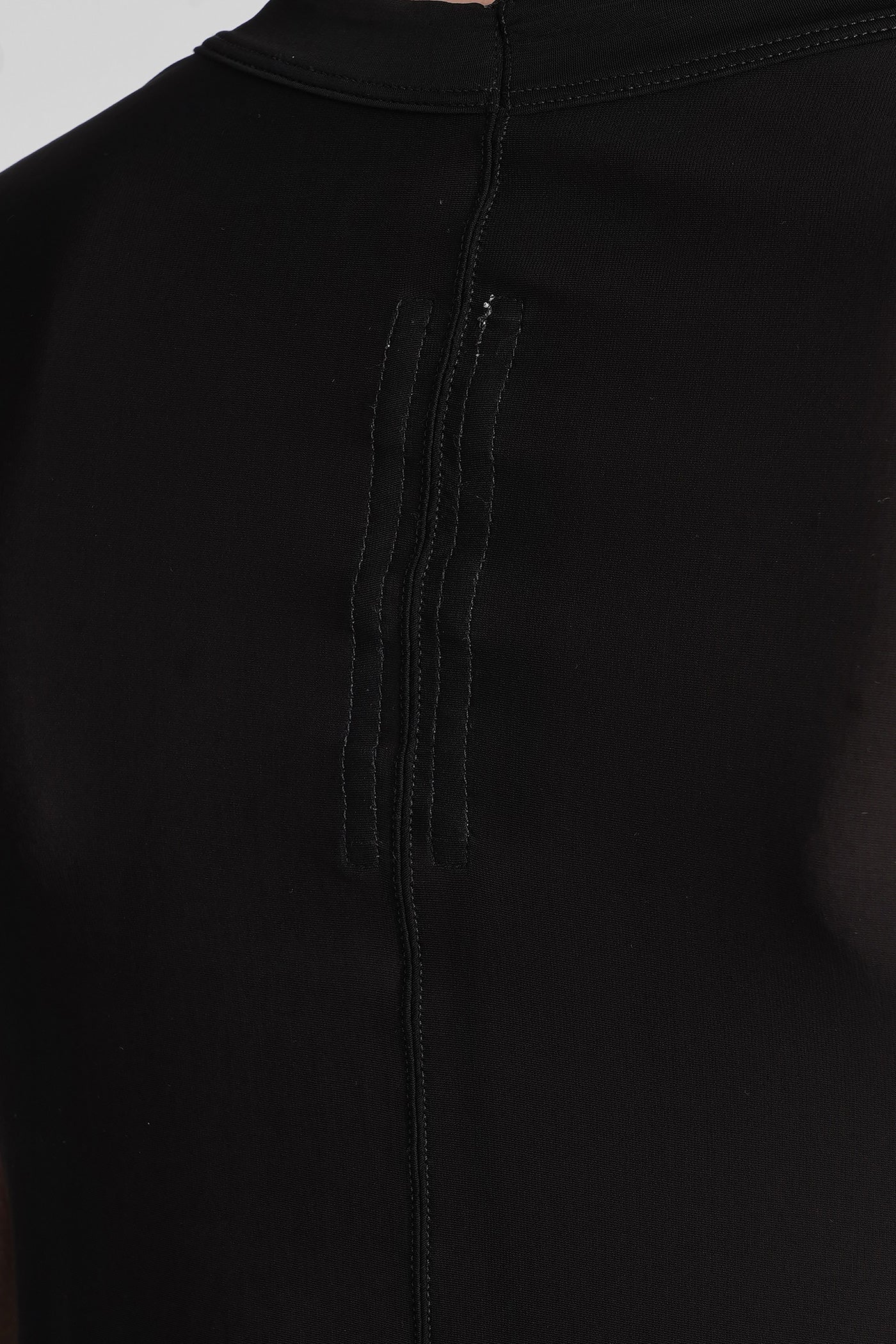 Cropped level t T-Shirt in black polyamide polyester - Image 5