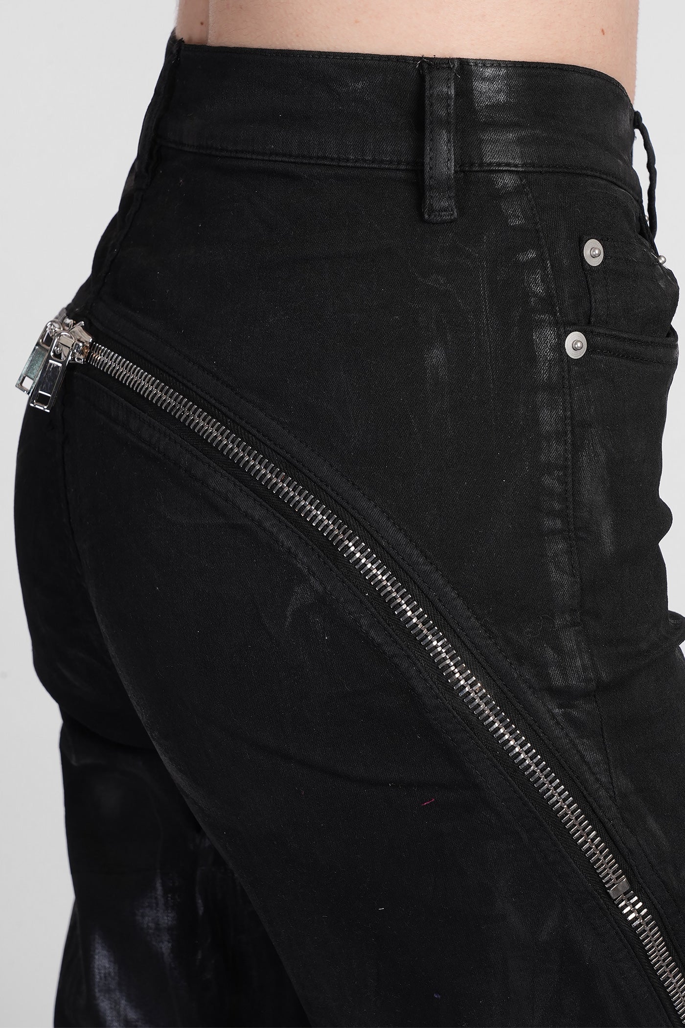 Bolan banana Jeans in black cotton - Image 5