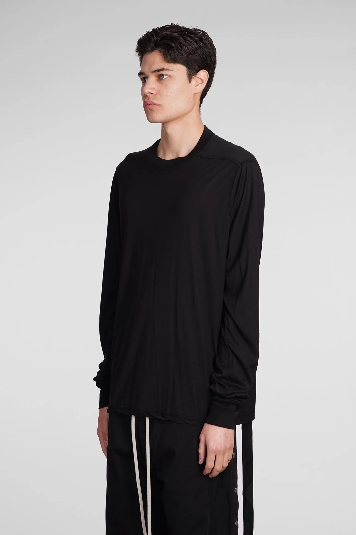 Crewneck sweat T-Shirt in black cotton - Image 4