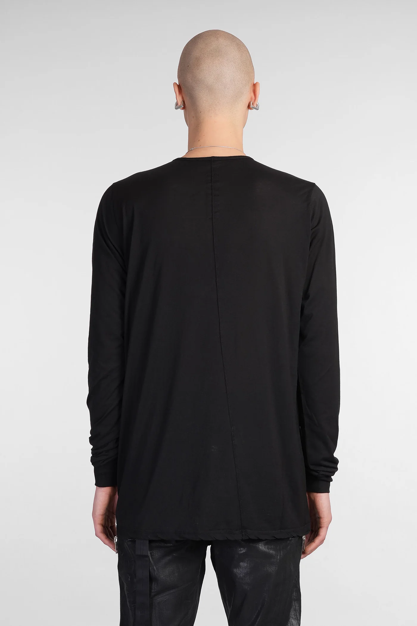 Level ls t  in black cotton - Image 3