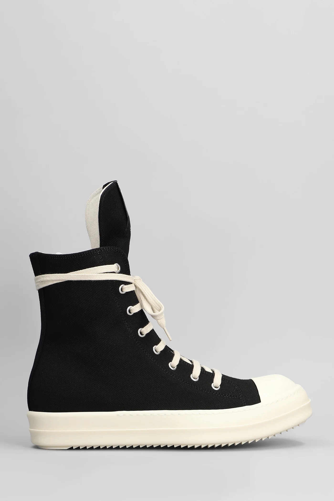 Sneaks Sneakers in black cotton