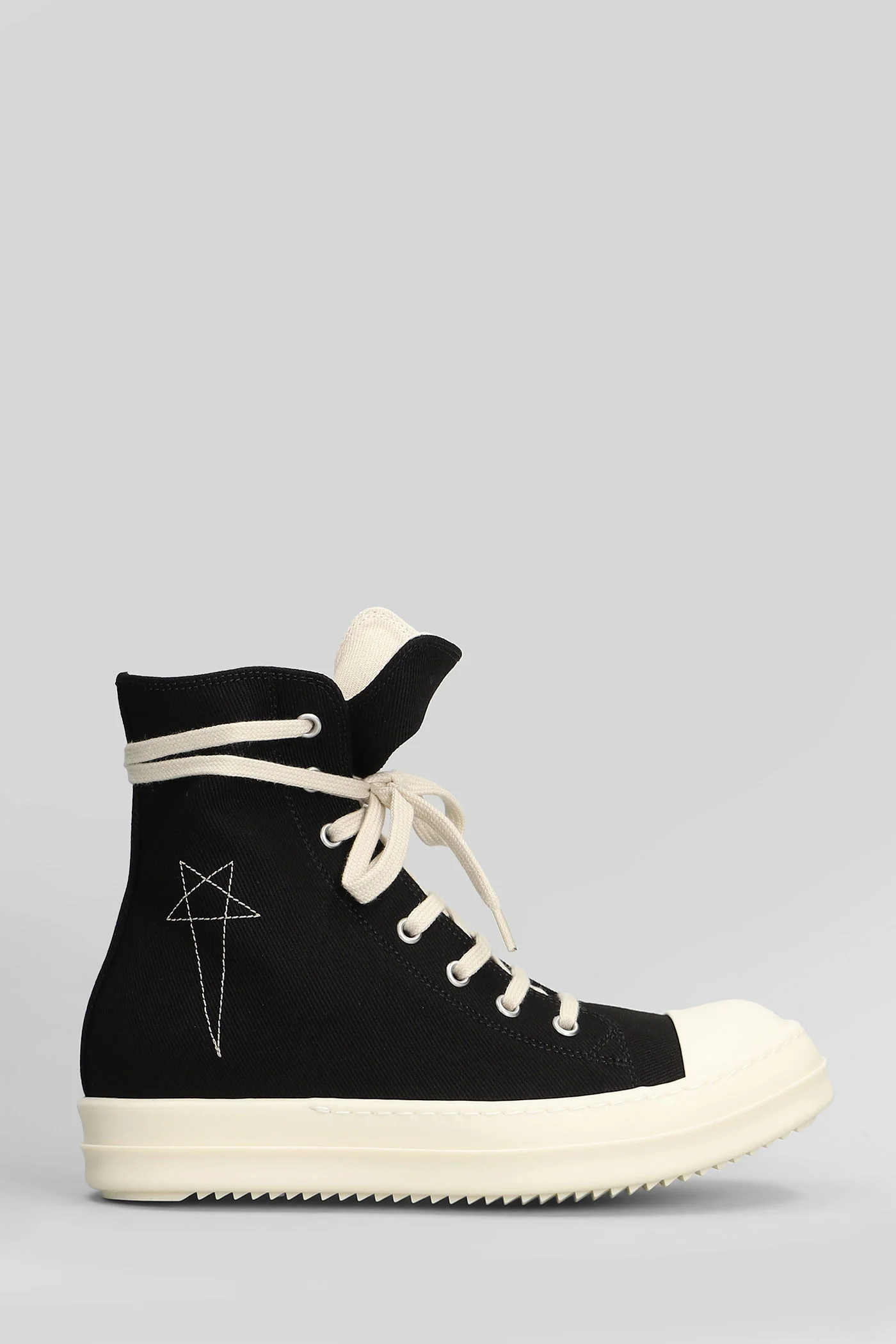 Sneaks Sneakers in black cotton