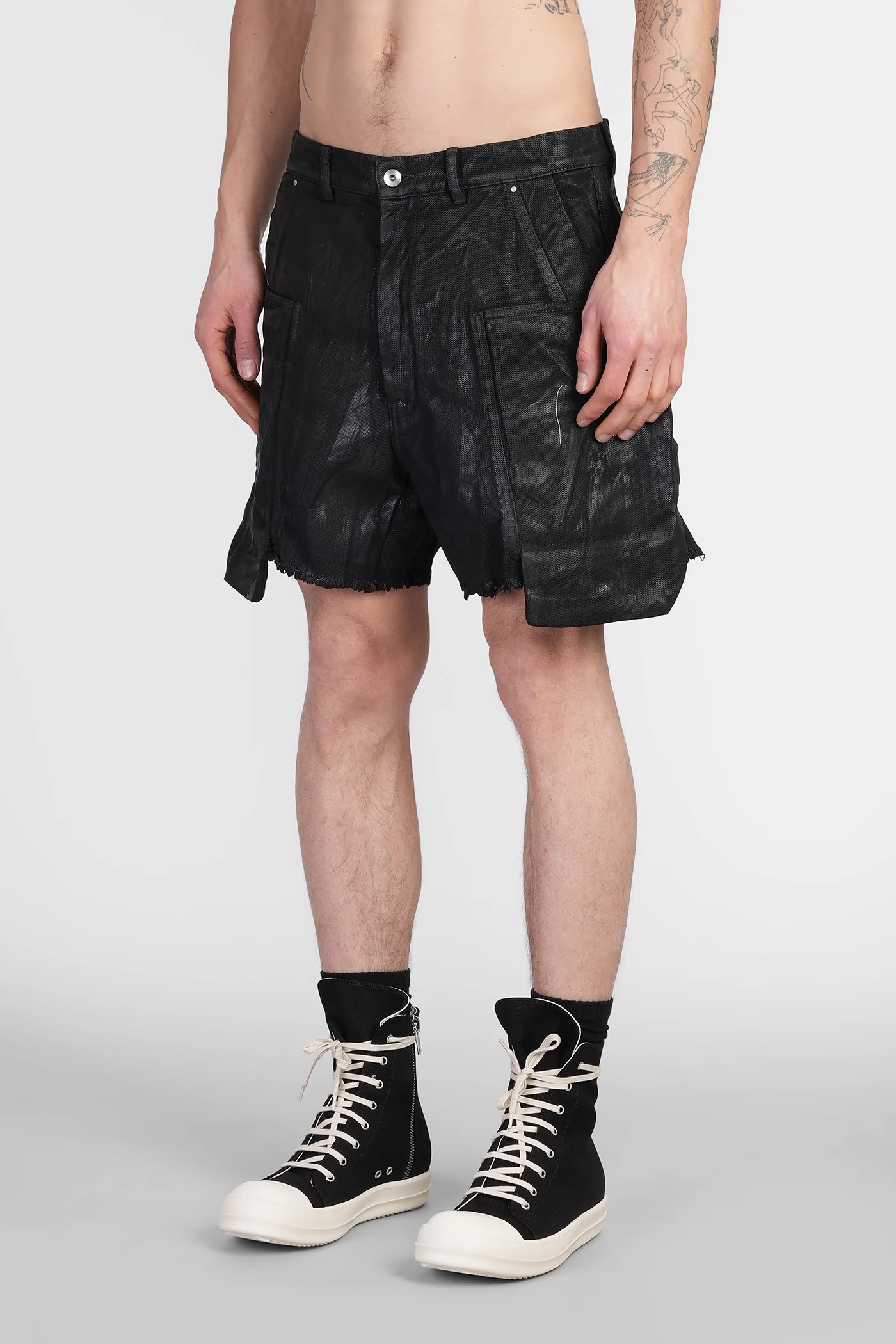Stefan cargo short Shorts in black cotton - Image 4