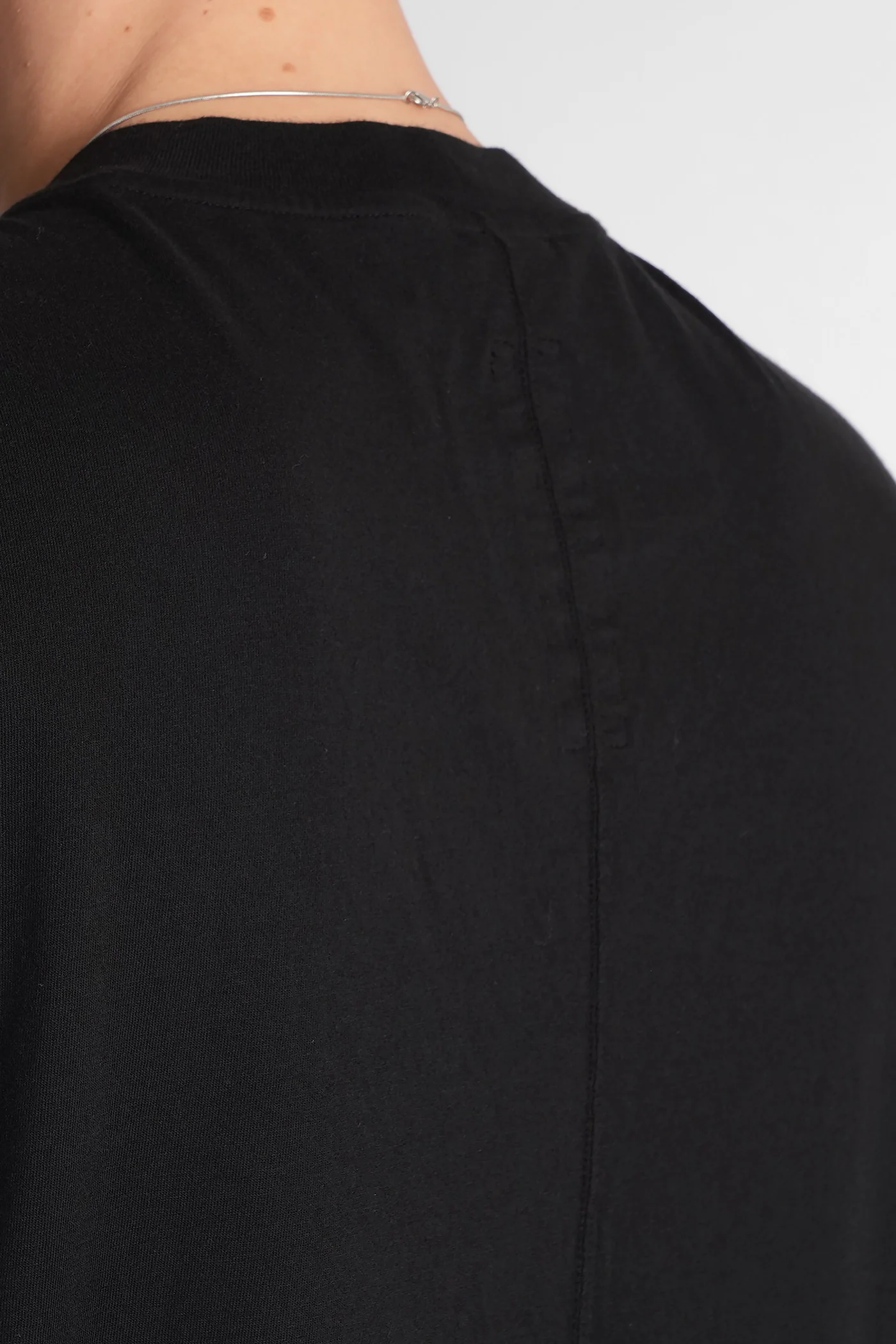 Tarp t tank Top in black cotton - Image 5