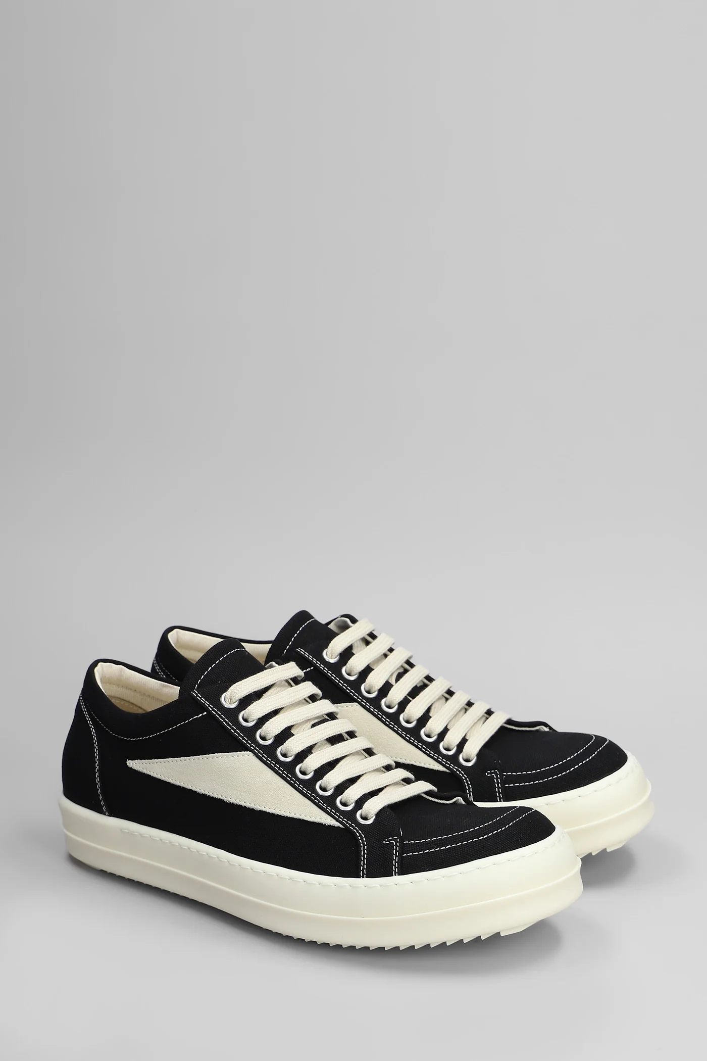 Vintage sneaks Sneakers in black cotton - Image 2