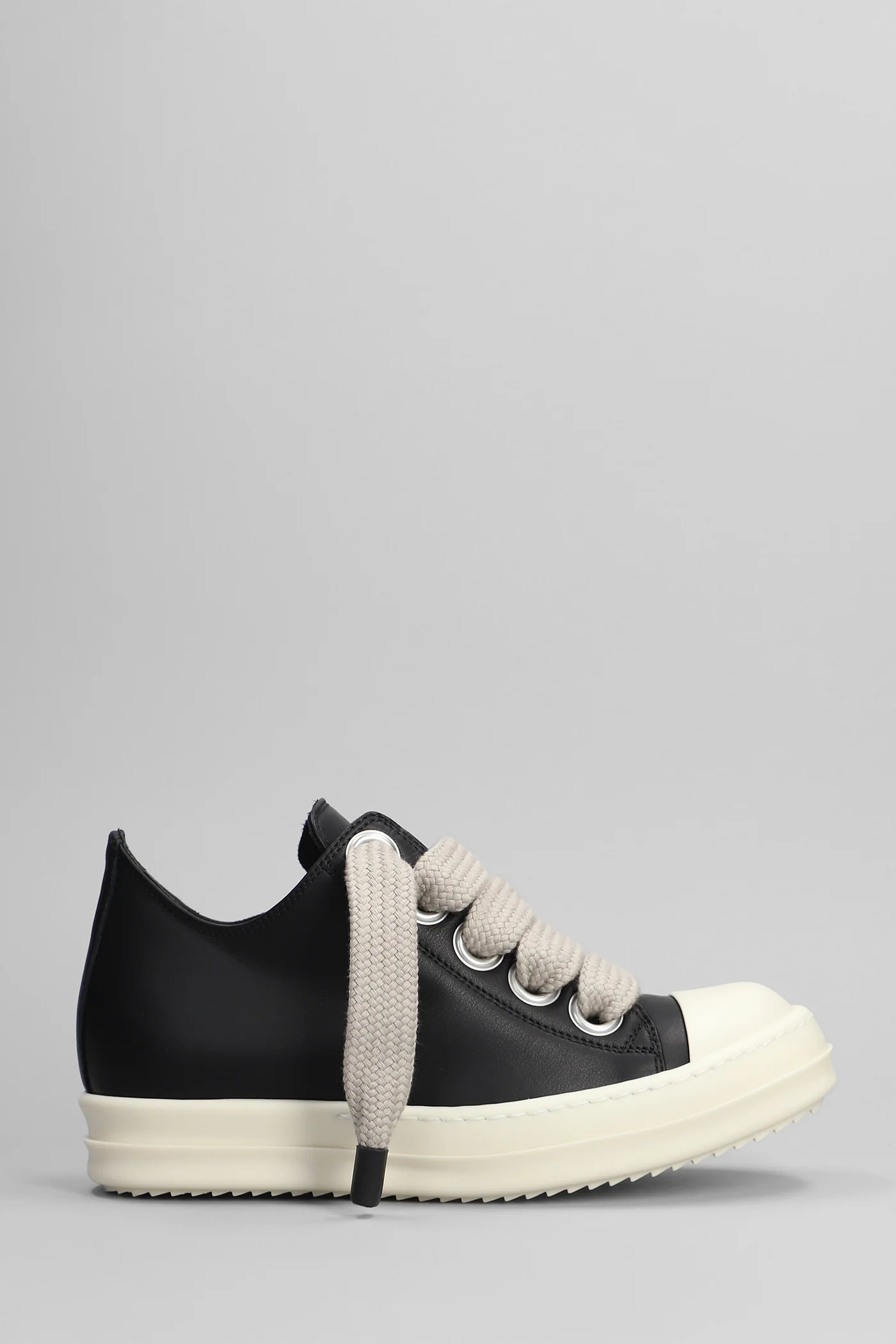 Jumbo laced low Sneakers in black leather
