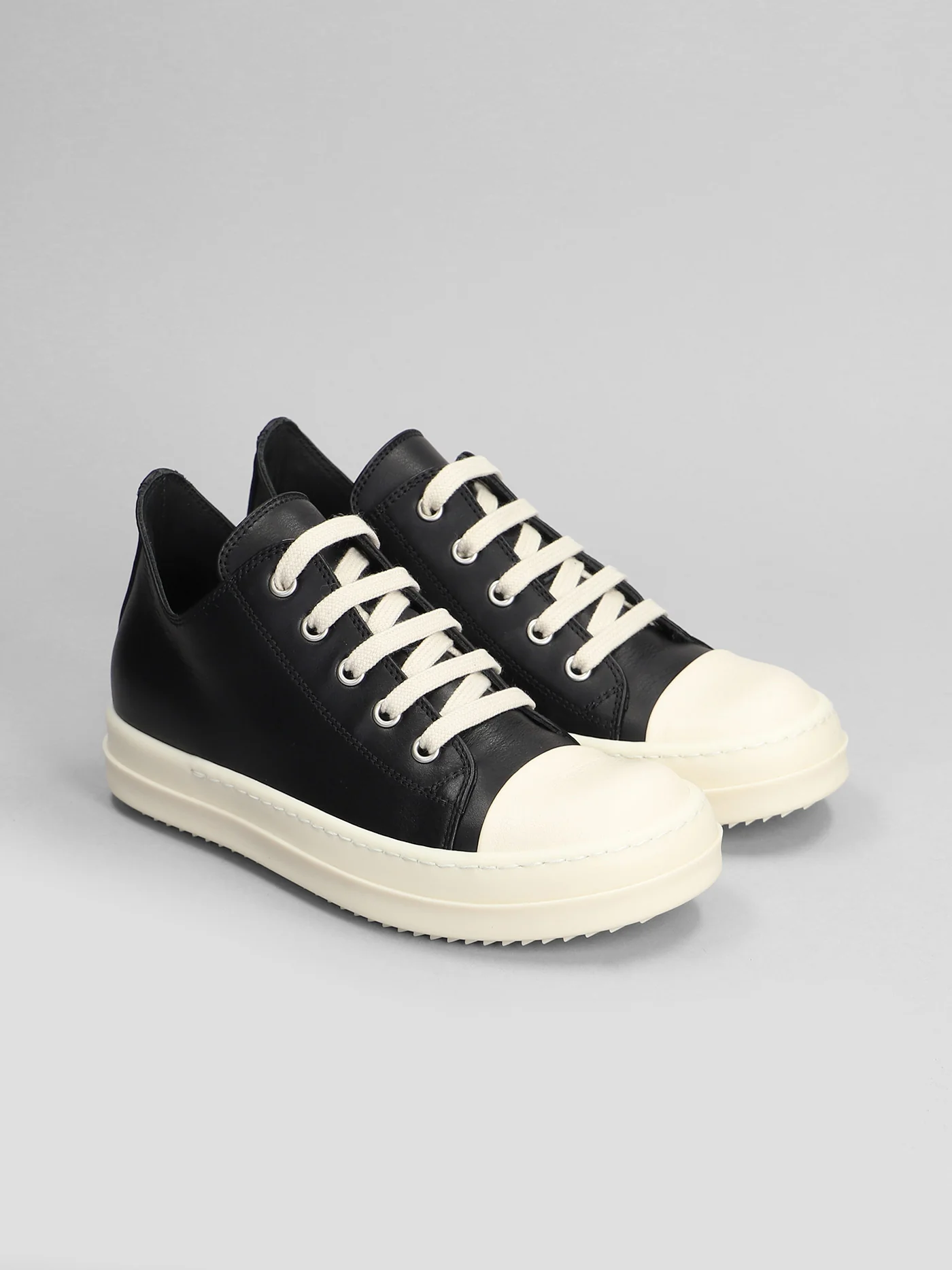 Sneaks low Sneakers in black leather - Image 2