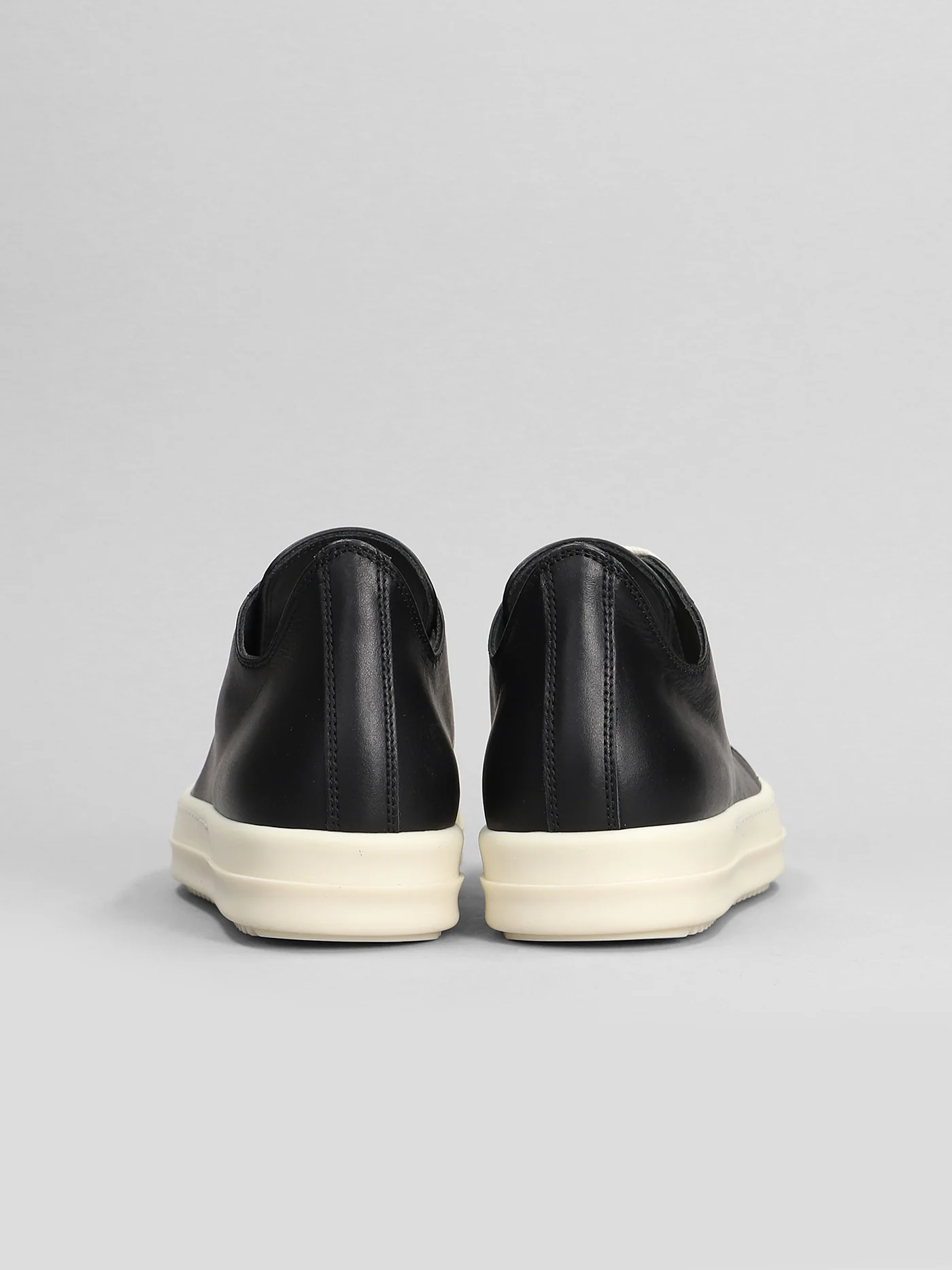 Sneaks low Sneakers in black leather - Image 4