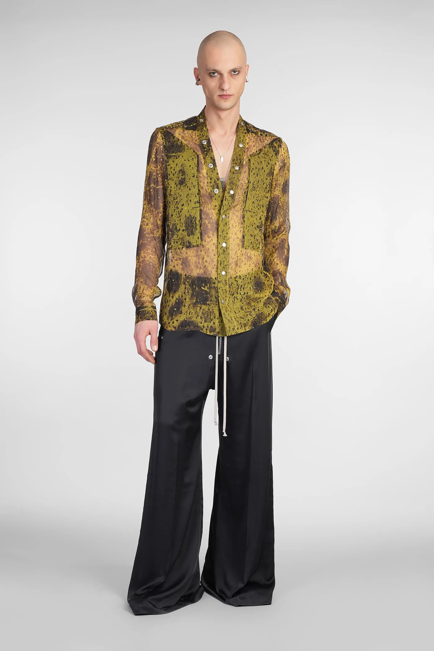 Larry fogpocket shir Shirt in green silk - Image 2