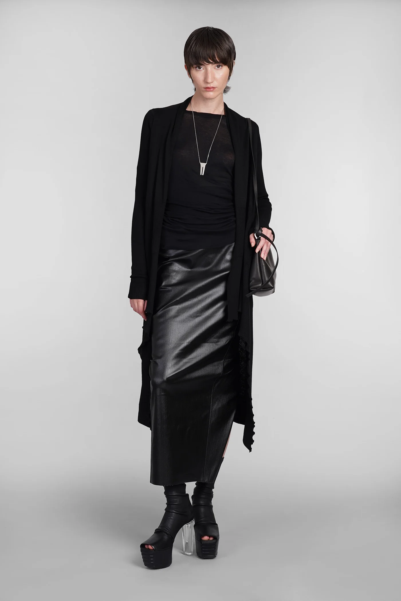 Long wrap Cardigan in black wool - Image 2