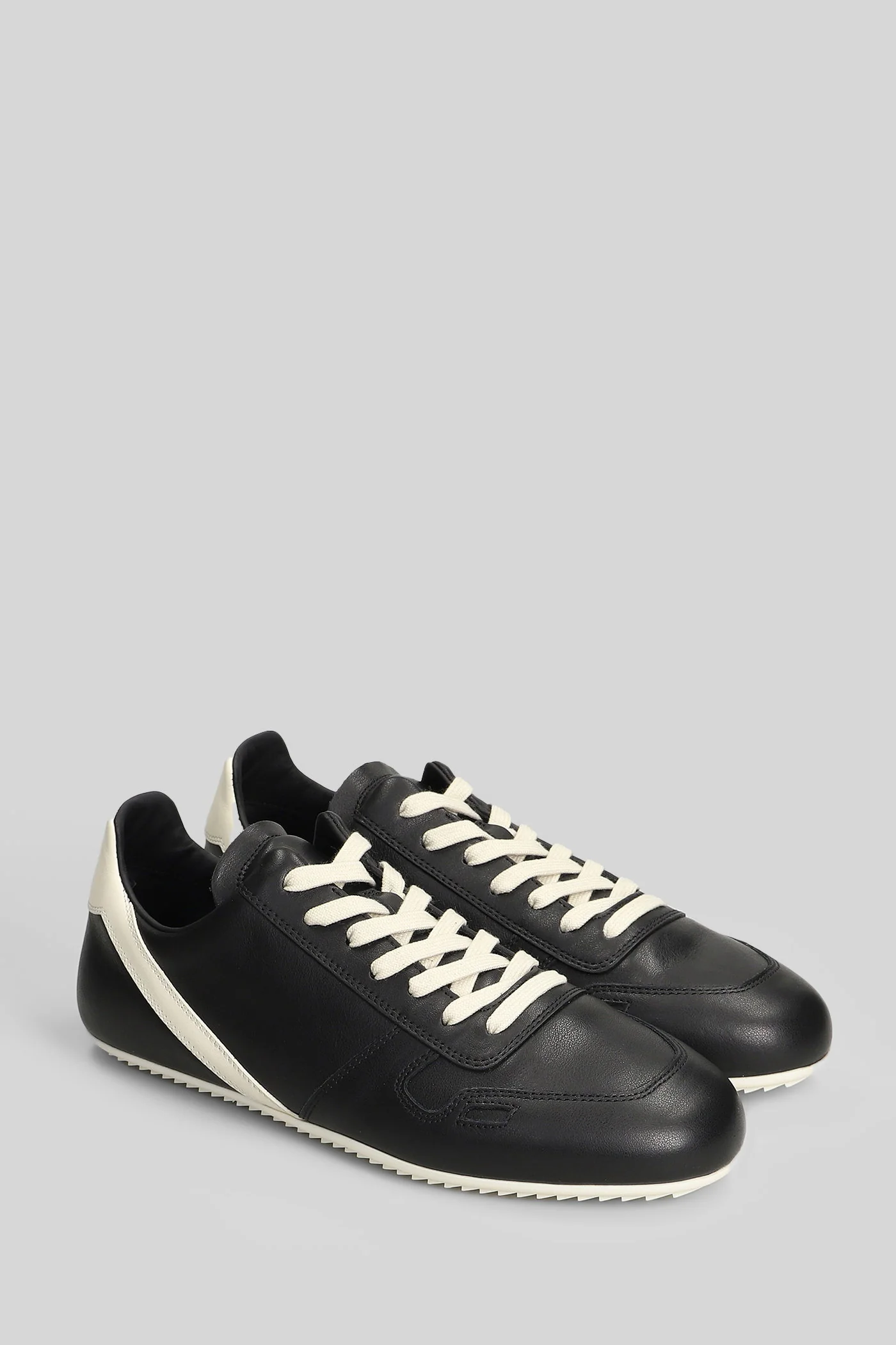 Minimal sneaks Sneakers in black leather - Image 2