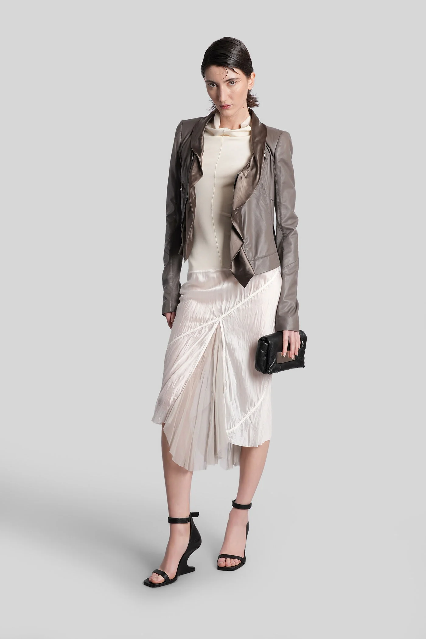 Sliced dress Long dress in beige viscose - Image 2