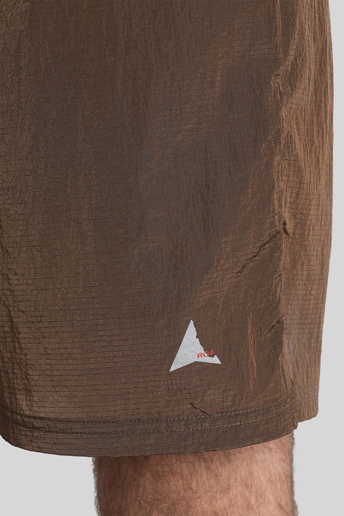 Halder 5 inch Shorts in brown polyester - Image 5