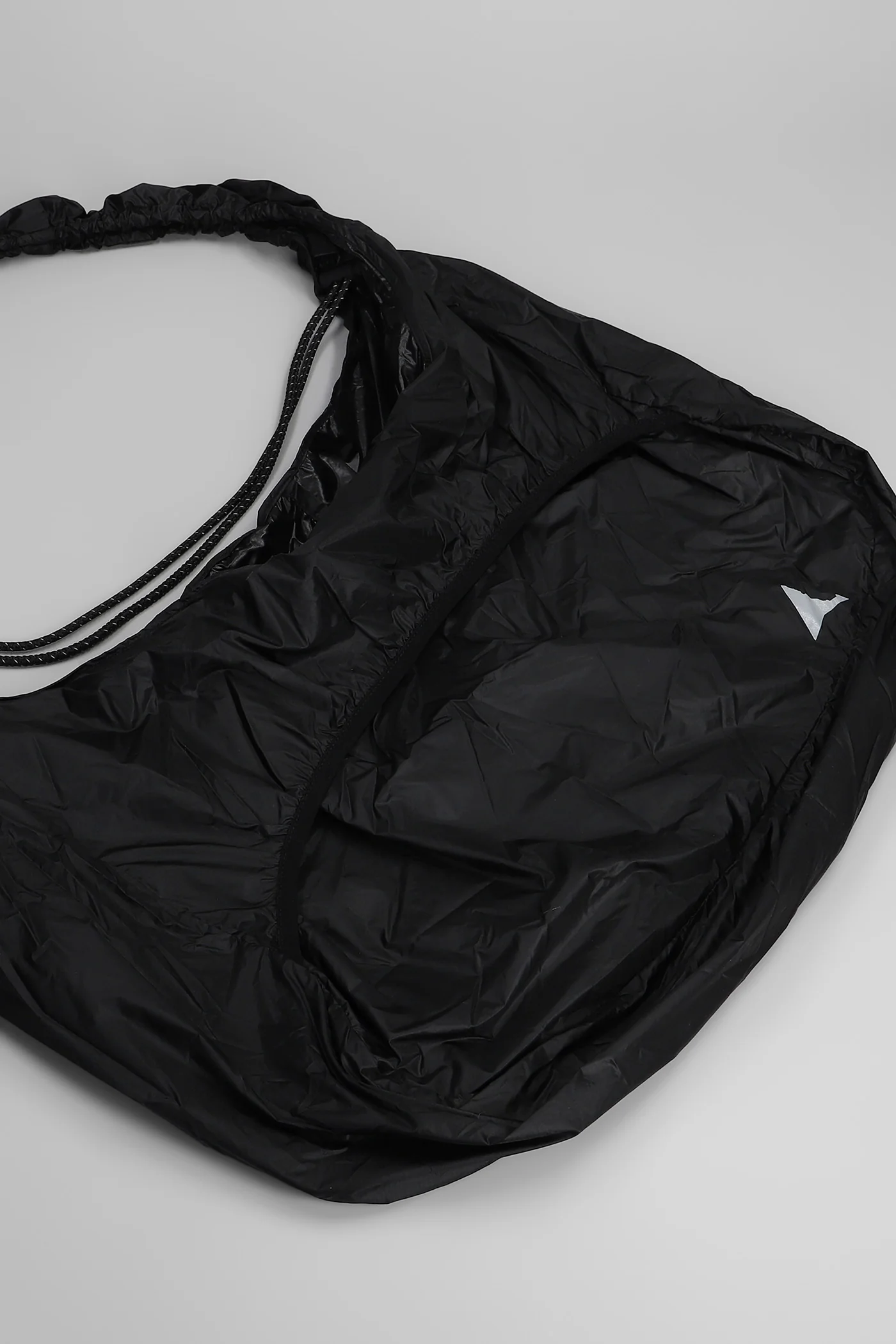 Packable Knot Bag Shoulder bag in black polyamide - Image 4