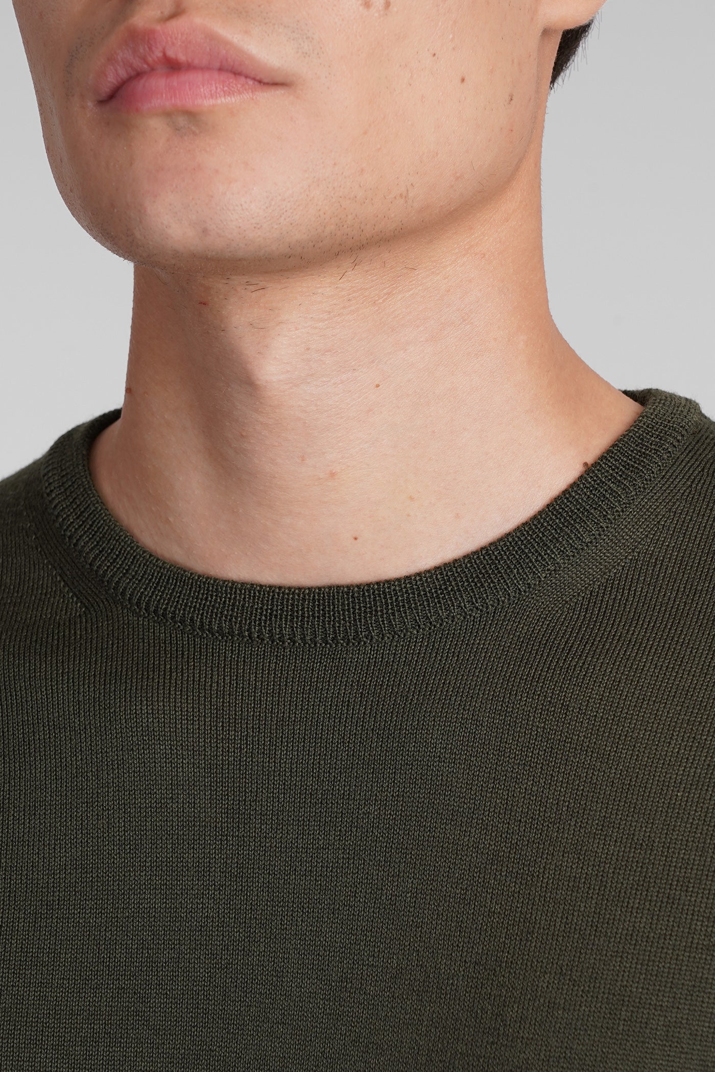 Knitwear in green wool - Image 5