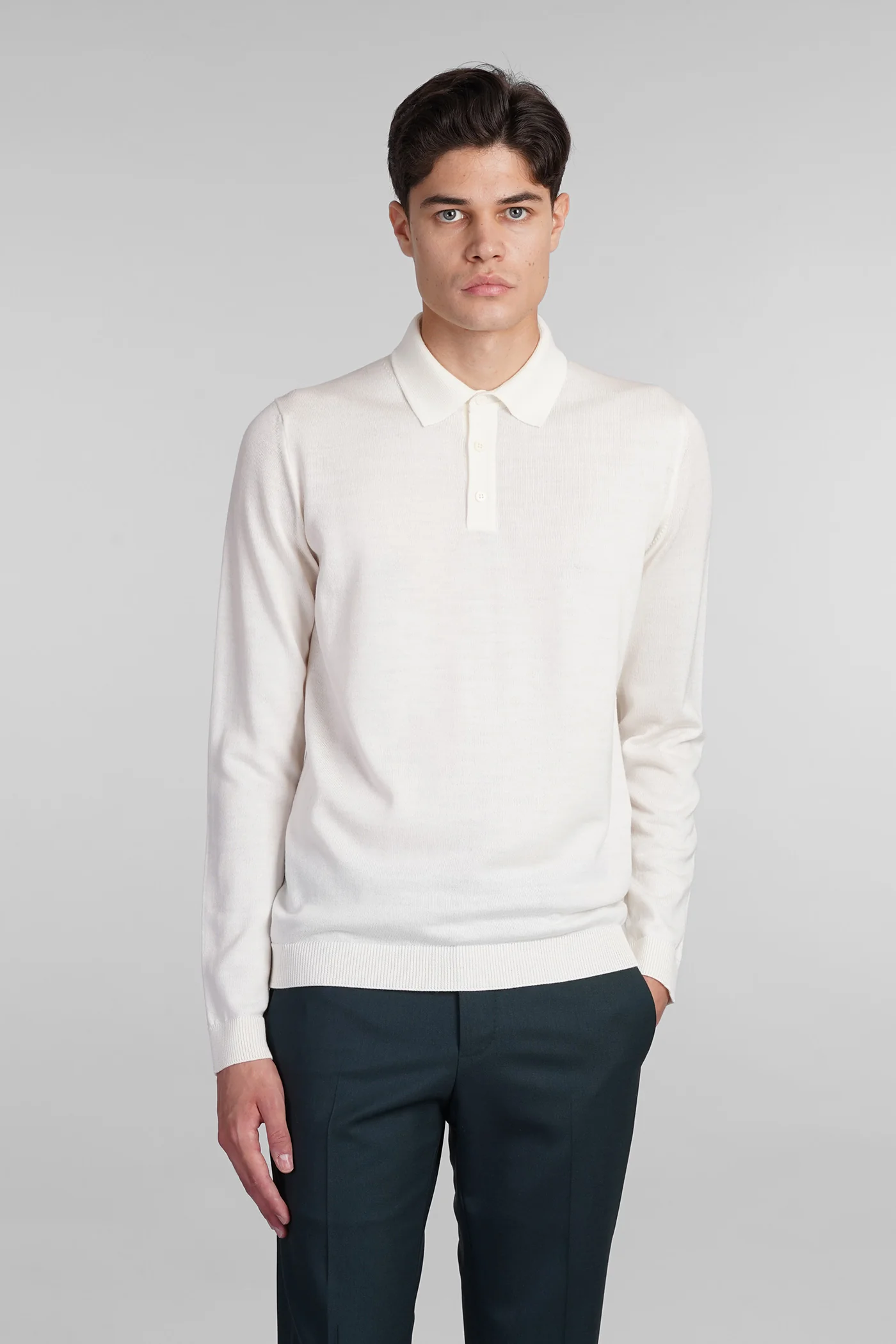 Polo in beige wool
