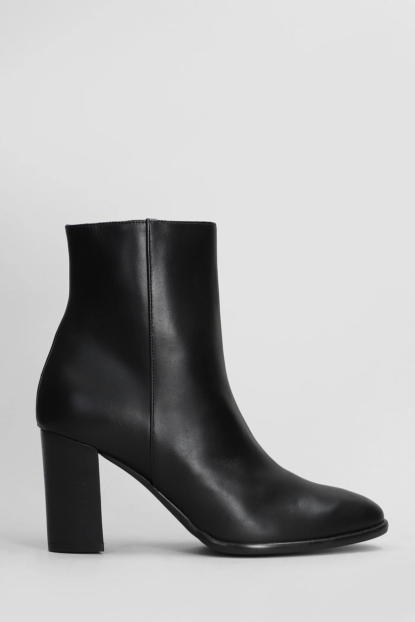 Boras High heels Ankle boots in black leather