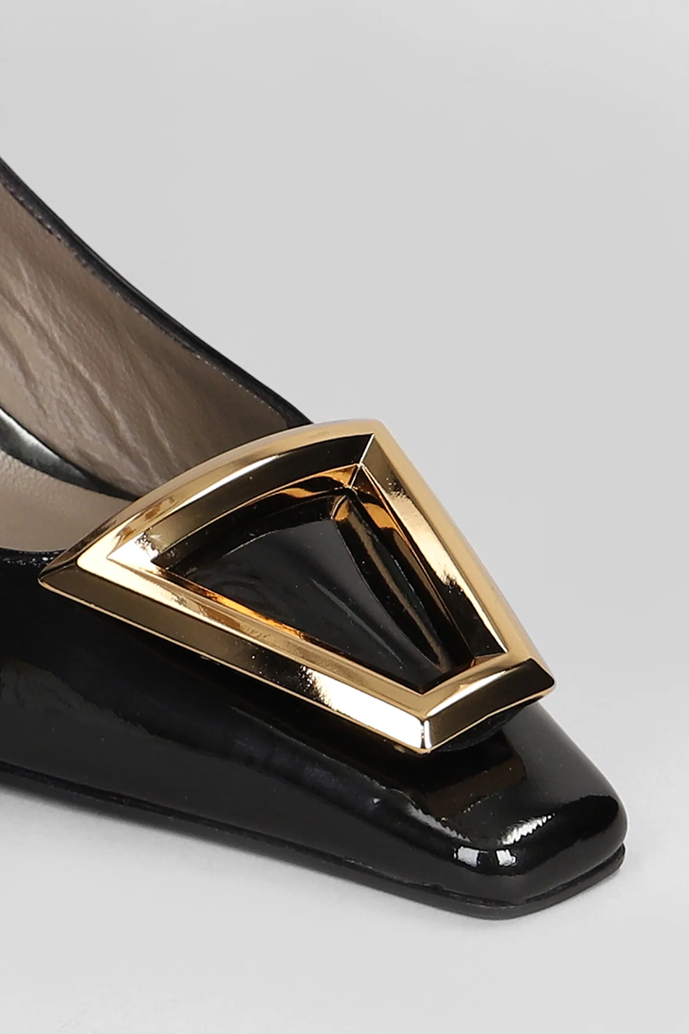 Egil Pumps in black patent leather - Image 5