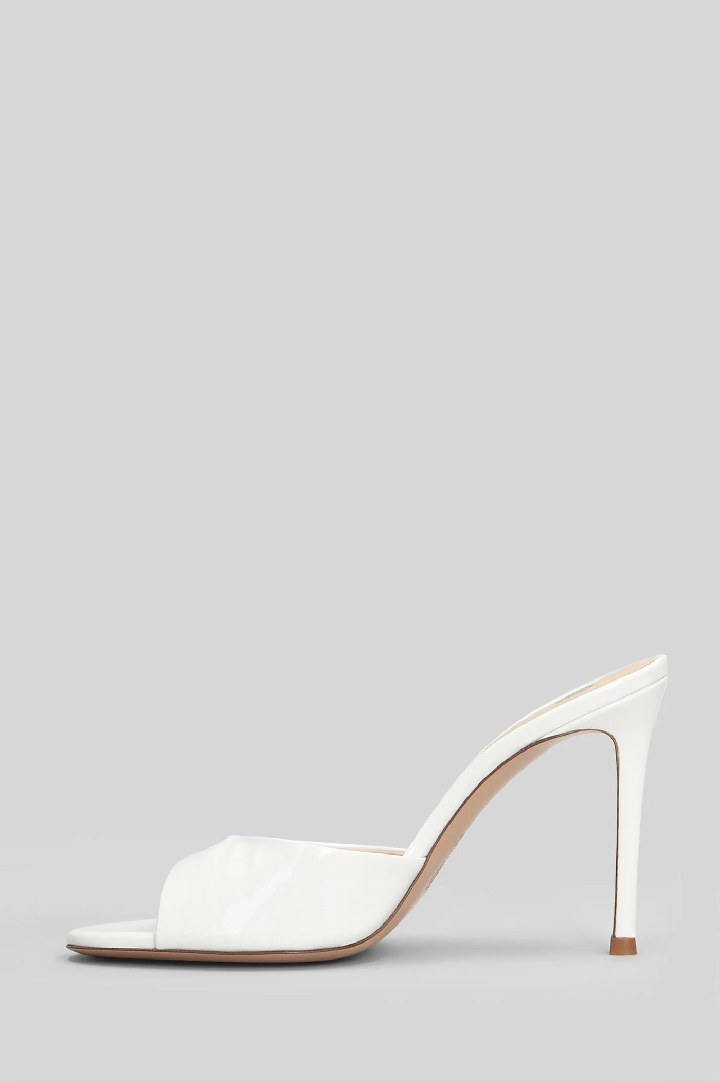 Ramas Sandals in white patent leather - Image 3