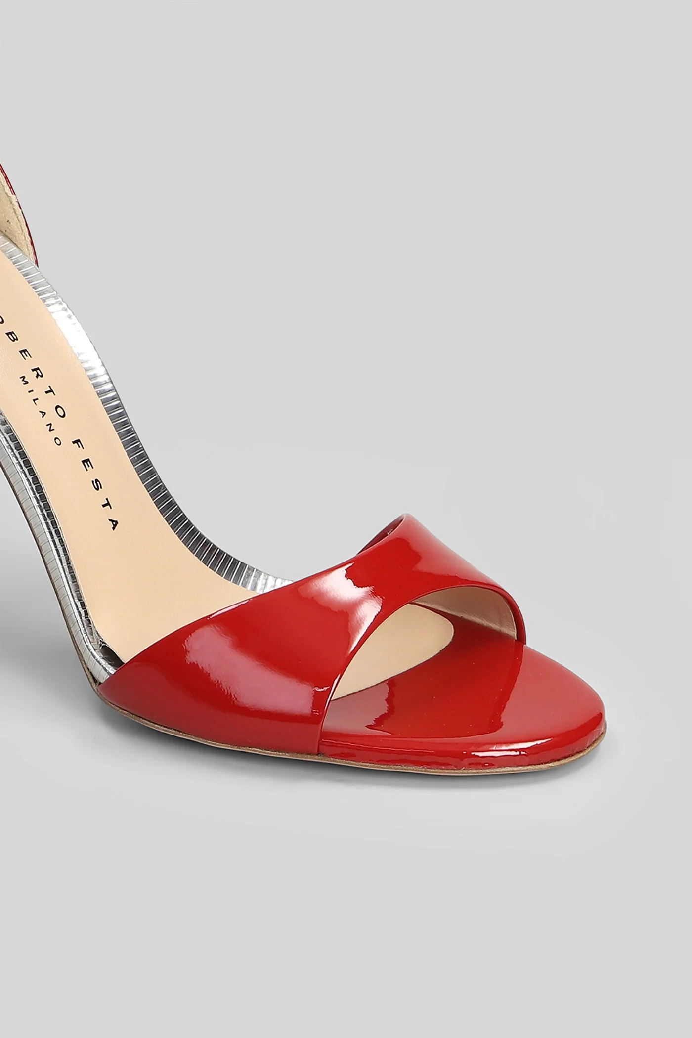 Vitis Sandals in red patent leather - Image 5