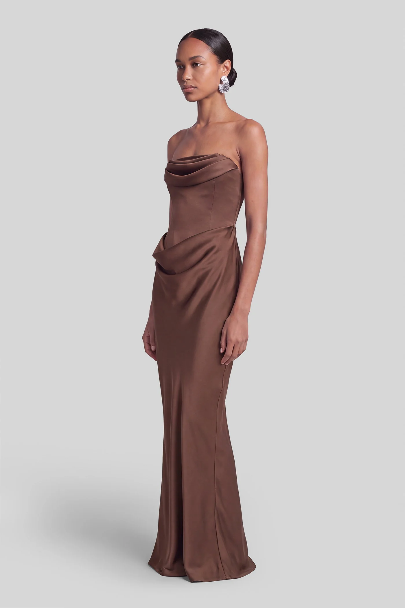 Long dress in brown polyester - Image 4