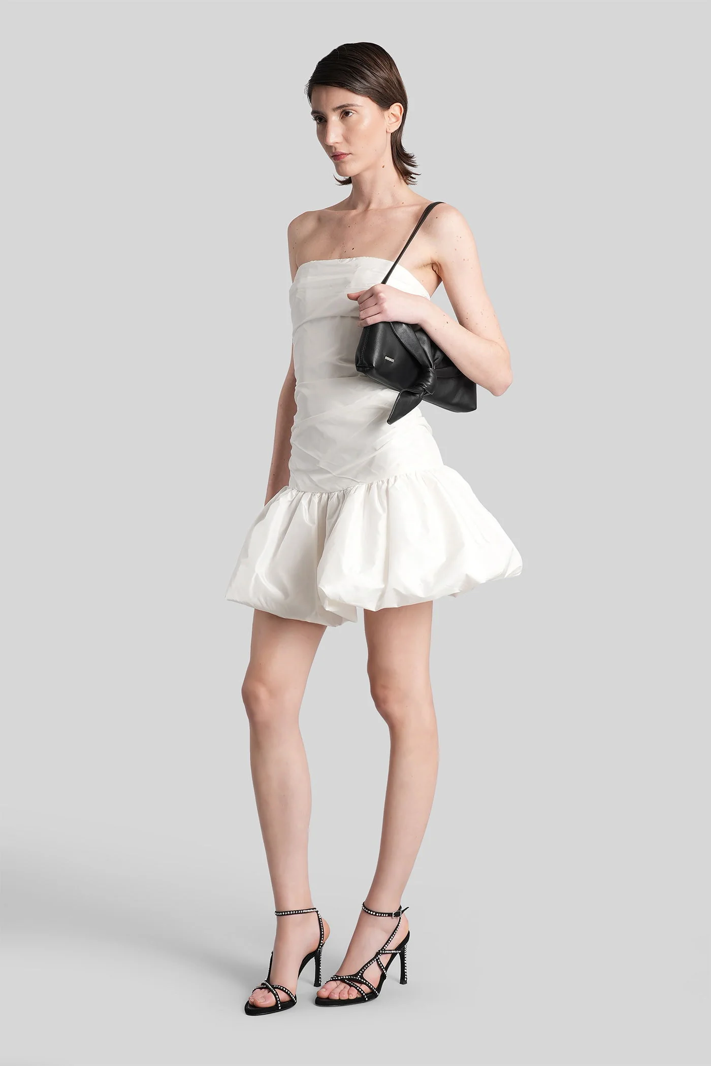 Mini dress in white silk - Image 4