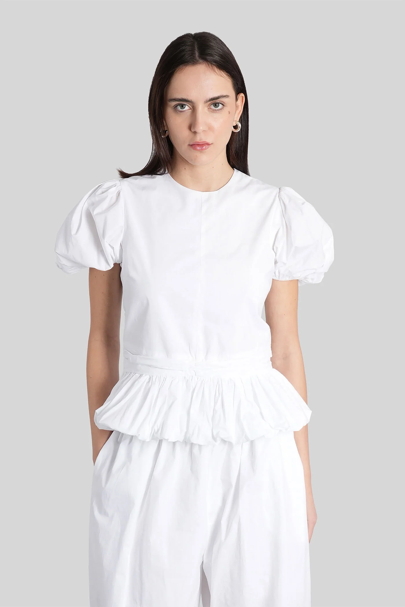 Topwear in white cotton