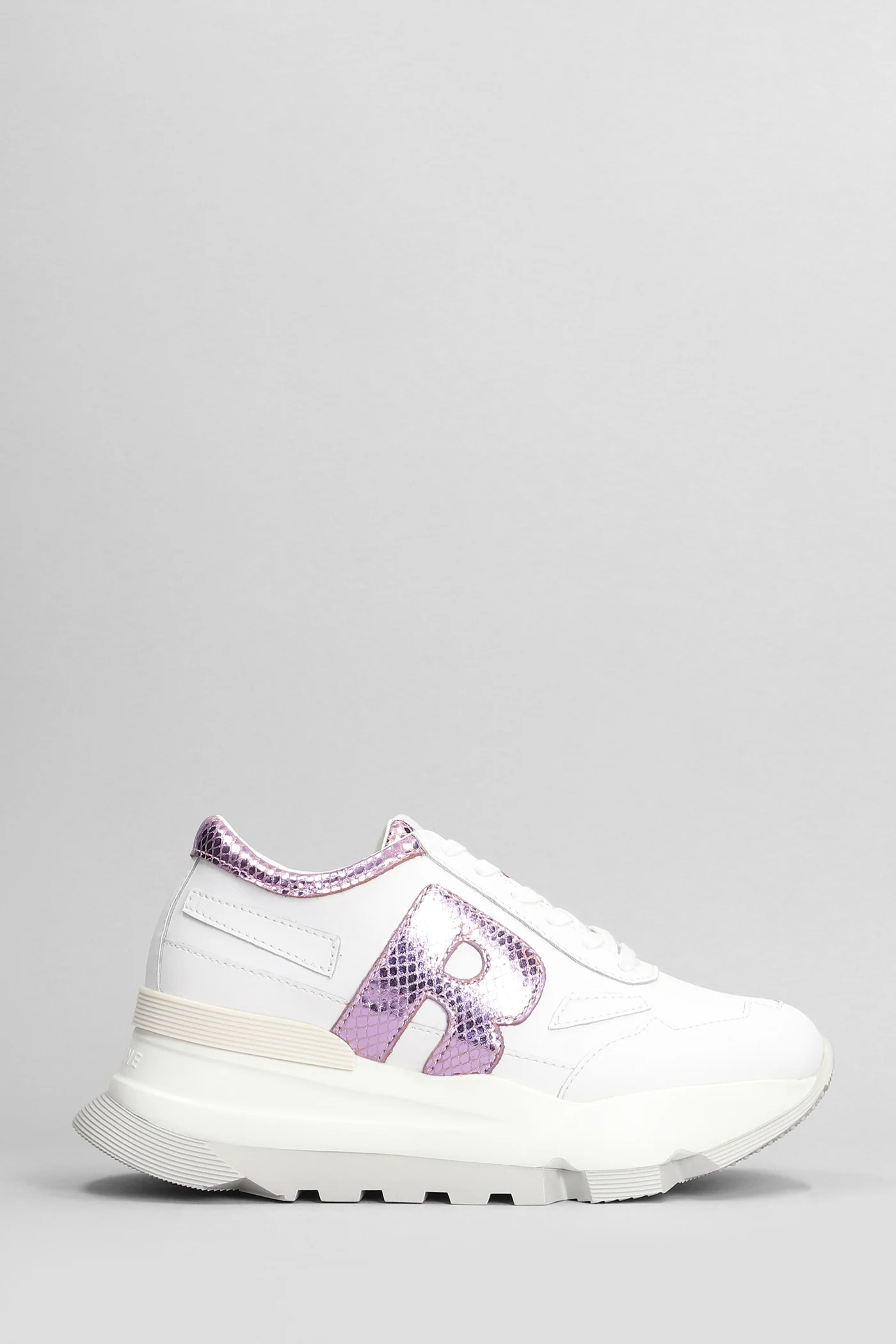 Aki Sneakers in white leather