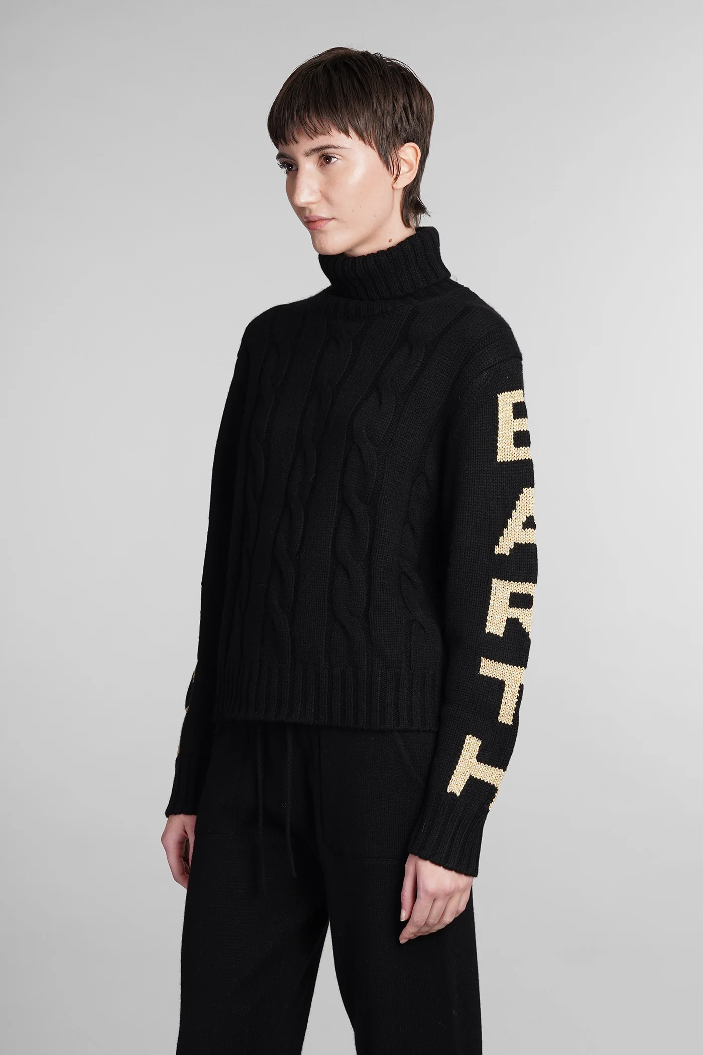Adler Knitwear in black wool - Image 4