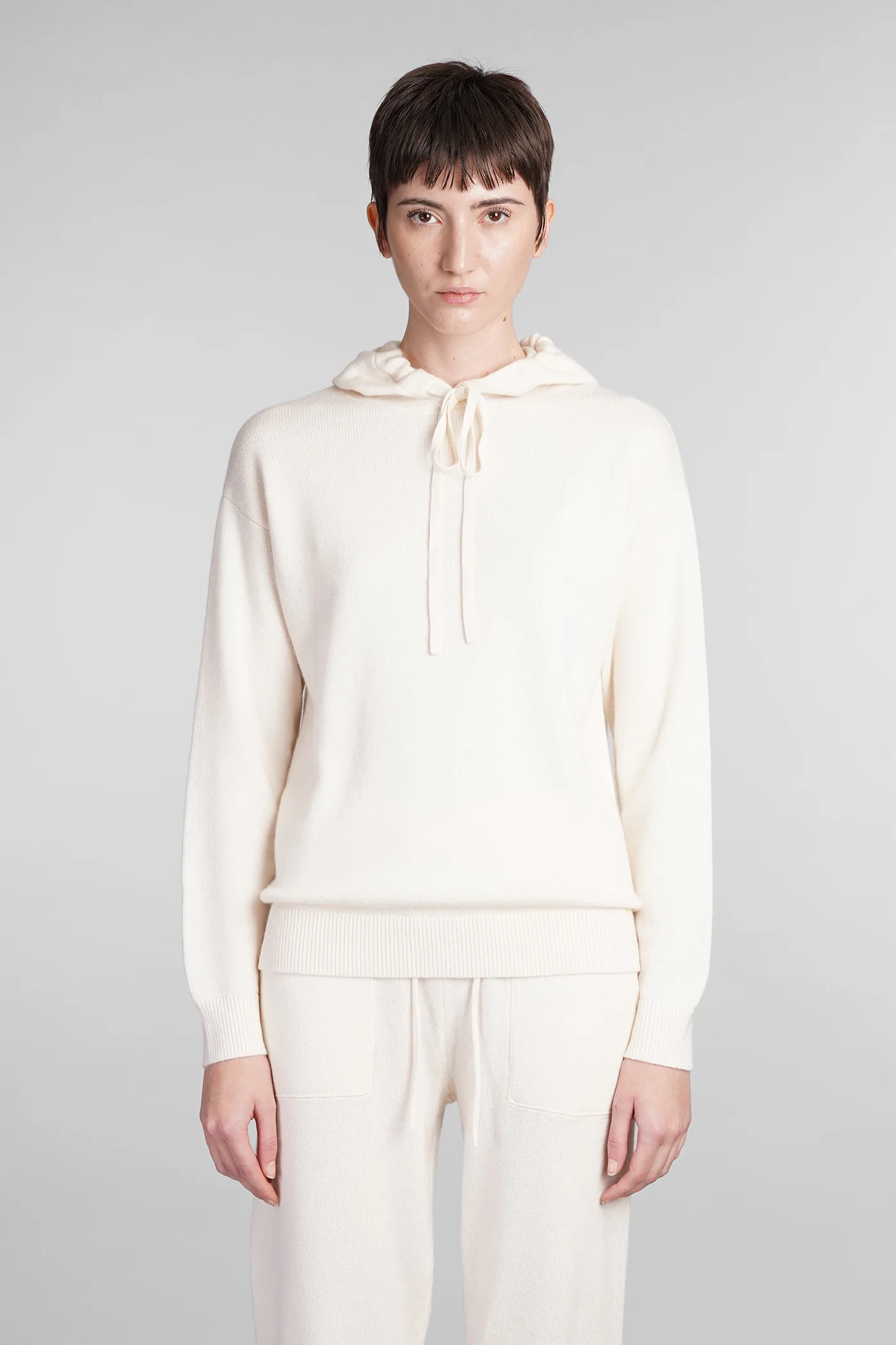 Elide Knitwear in beige wool