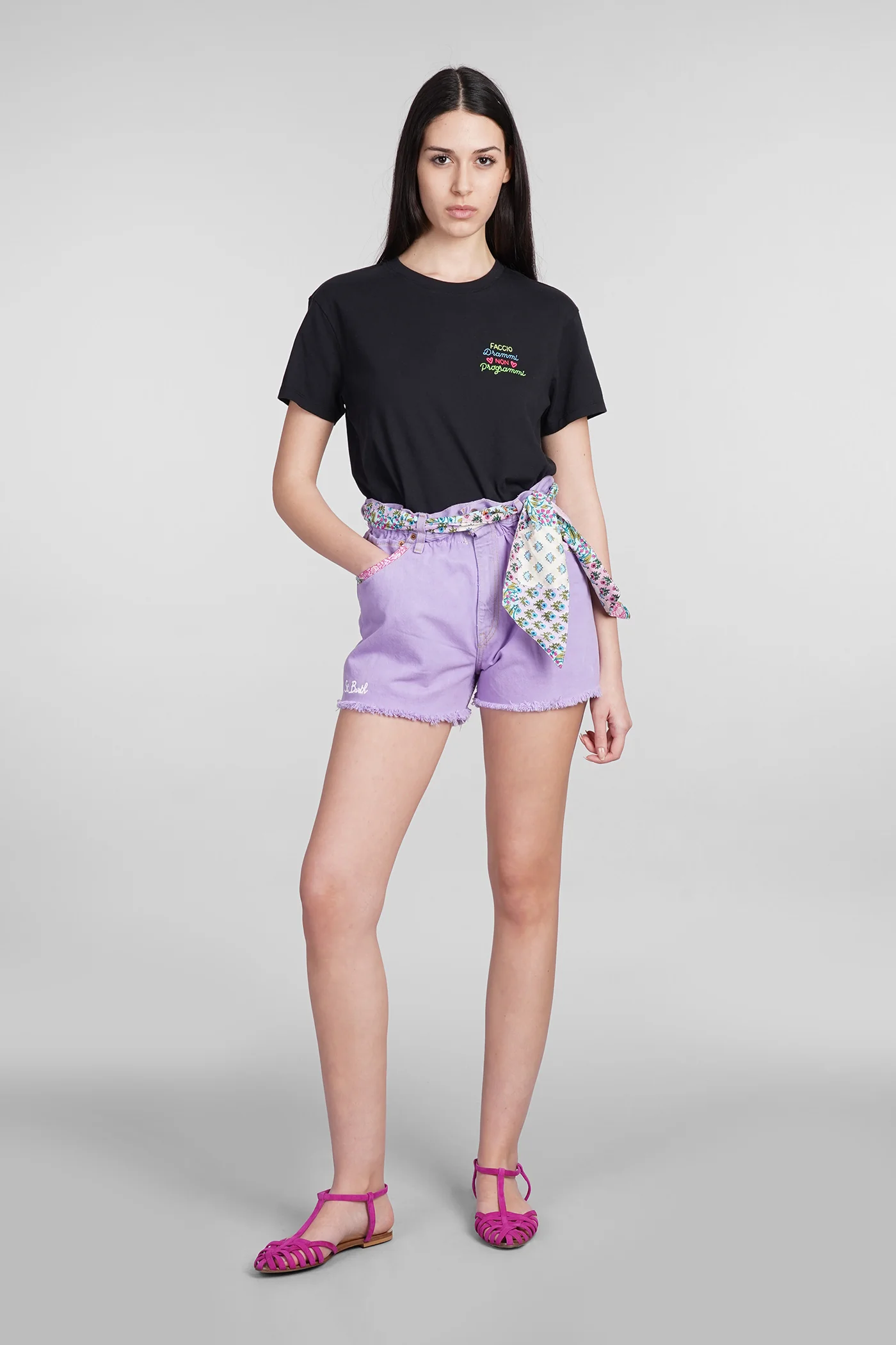 Emilie T-Shirt in black cotton - Image 2