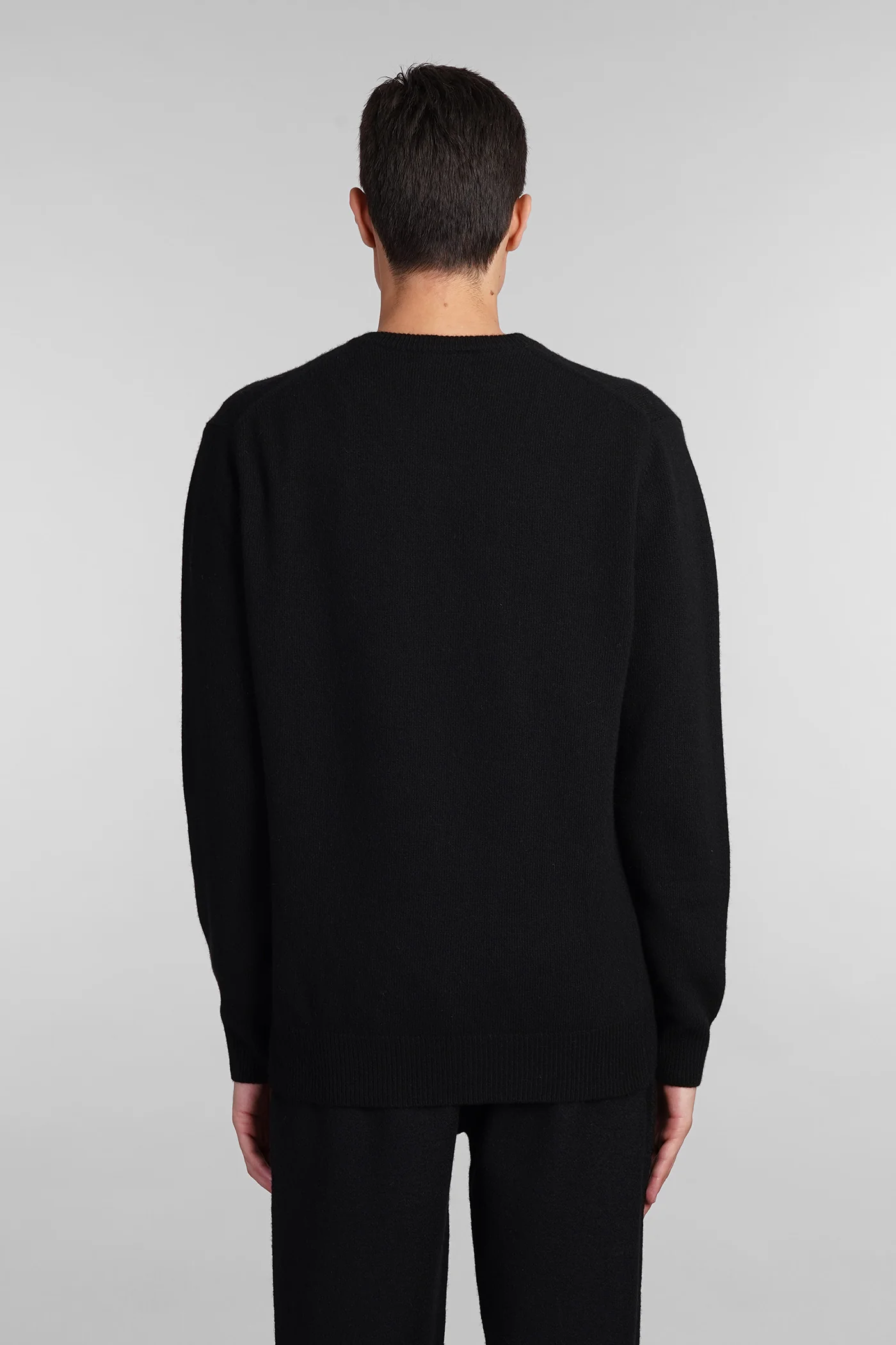 Heron Knitwear in black wool - Image 3