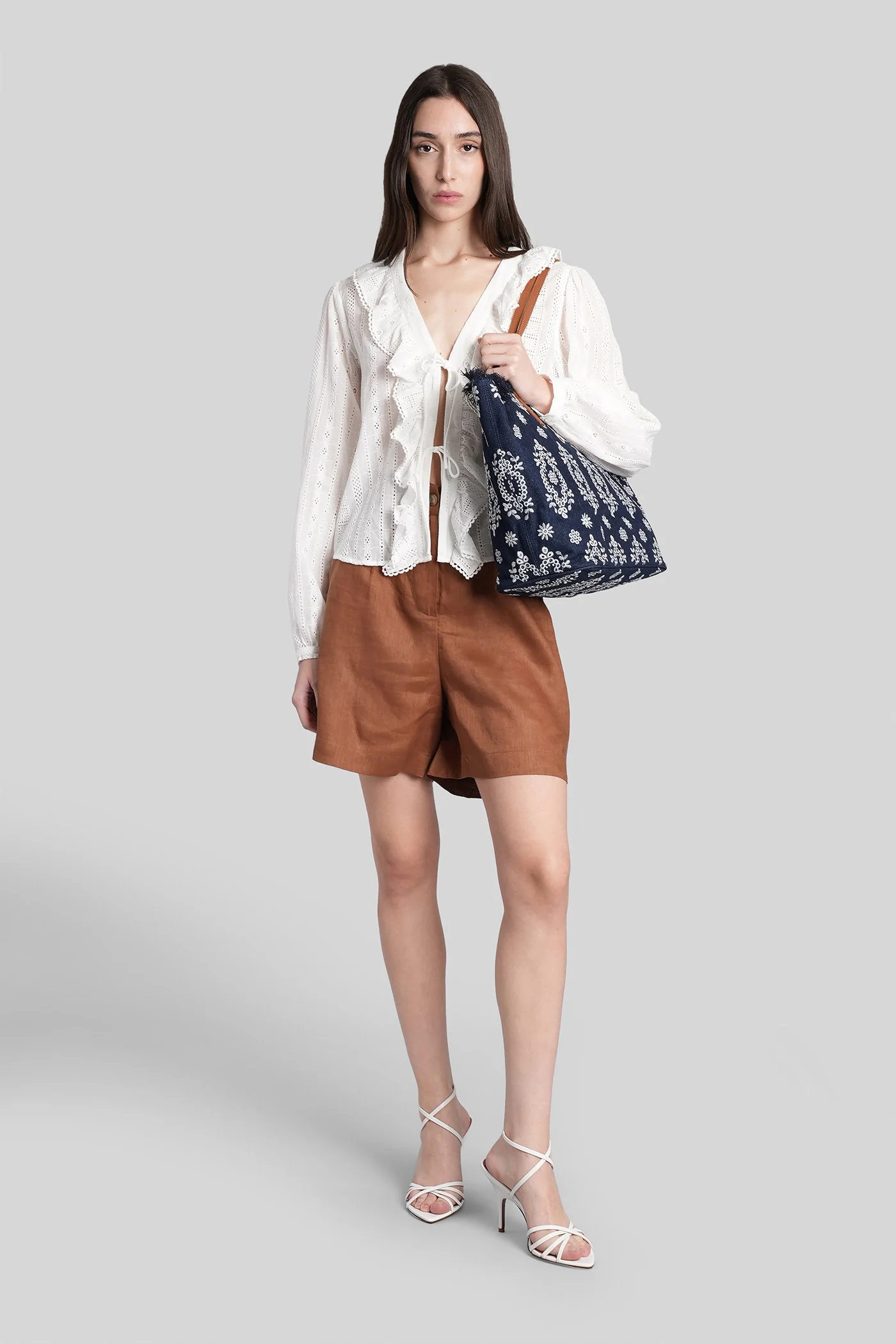 Maggy Shorts in brown linen - Image 2