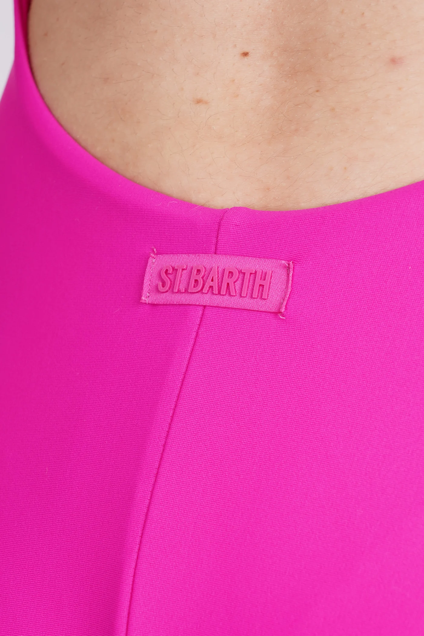 Marylin Beachwear in fuxia polyamide - Image 4