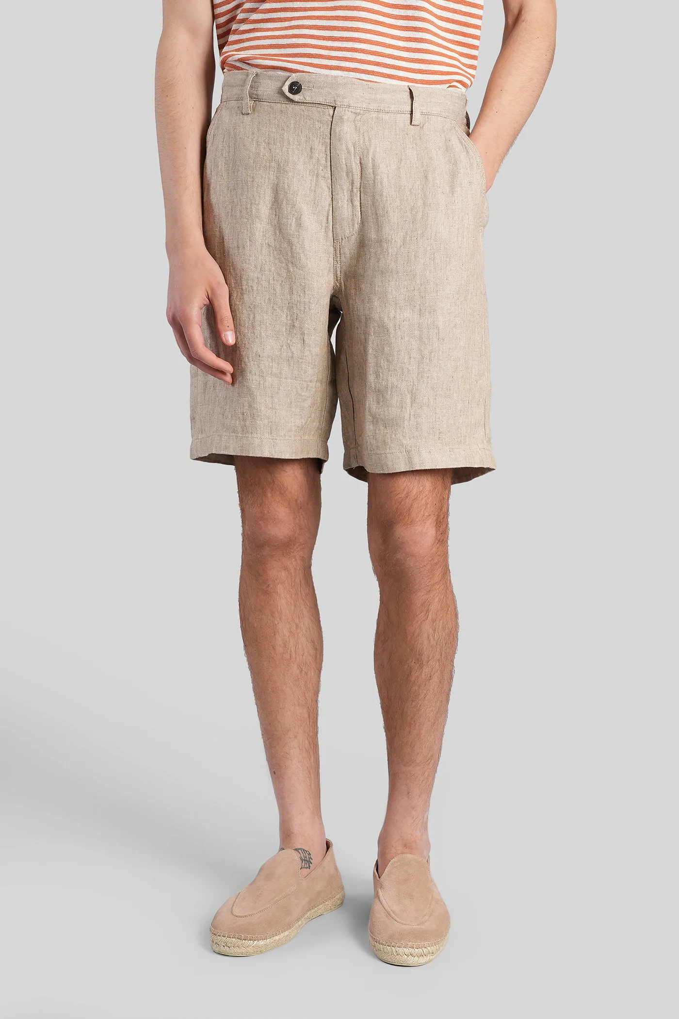 Sebastian Shorts in taupe linen