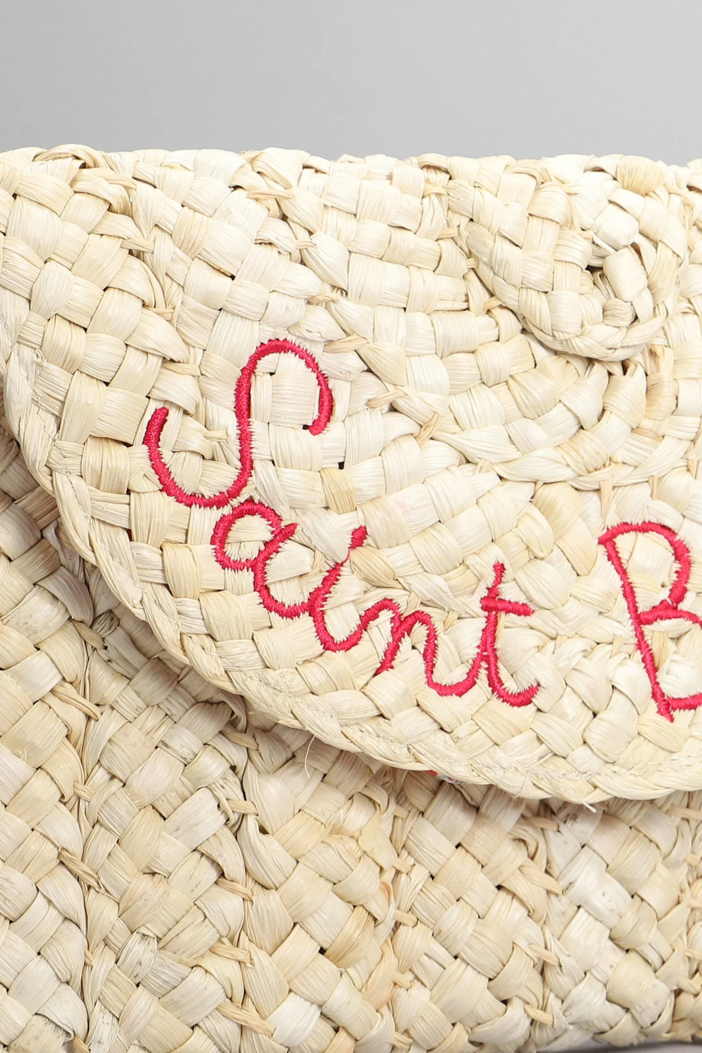 Straw envelpe Clutch in beige raffia - Image 8