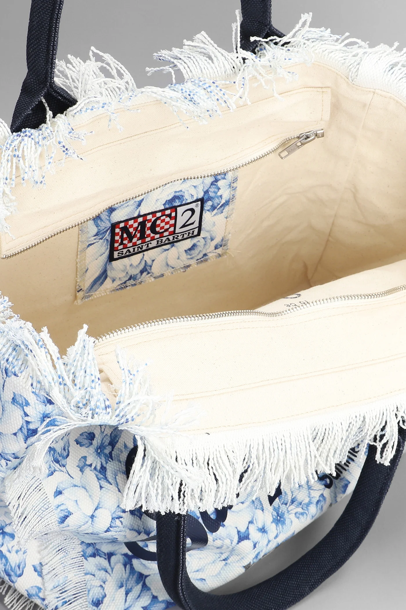 Vanity Tote in white cotton - Image 4