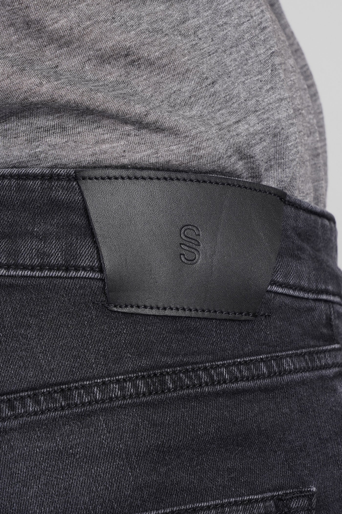 Jeans in black denim - Image 5