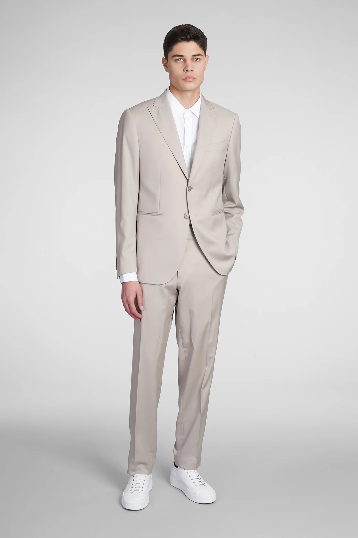 Suit in beige wool - Image 2