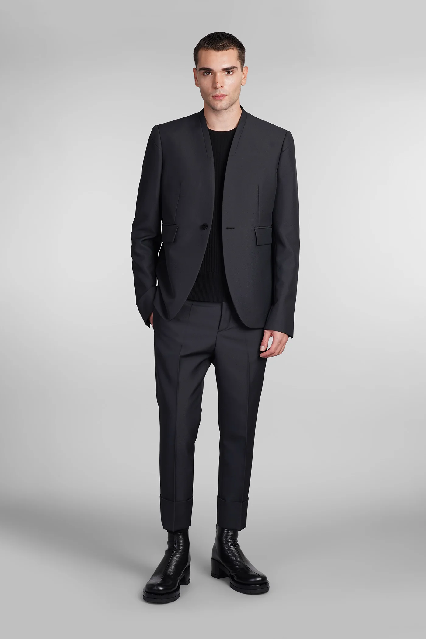 N22 Knitwear in black wool - Image 2