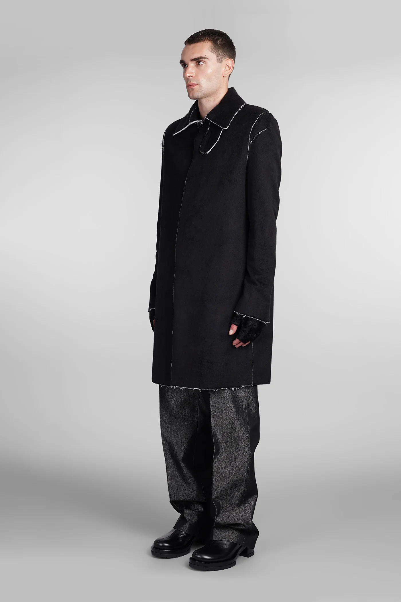 N23 Coat in black silk - Image 4