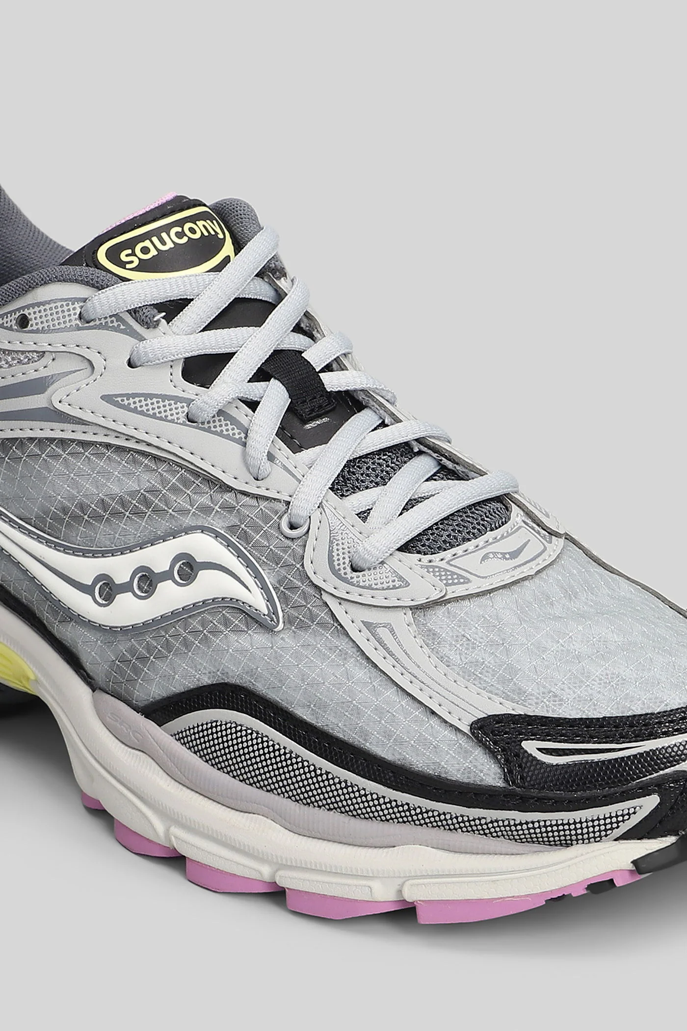 Progrid Omni 9 Sneakers in grey leather and fabric - Image 5