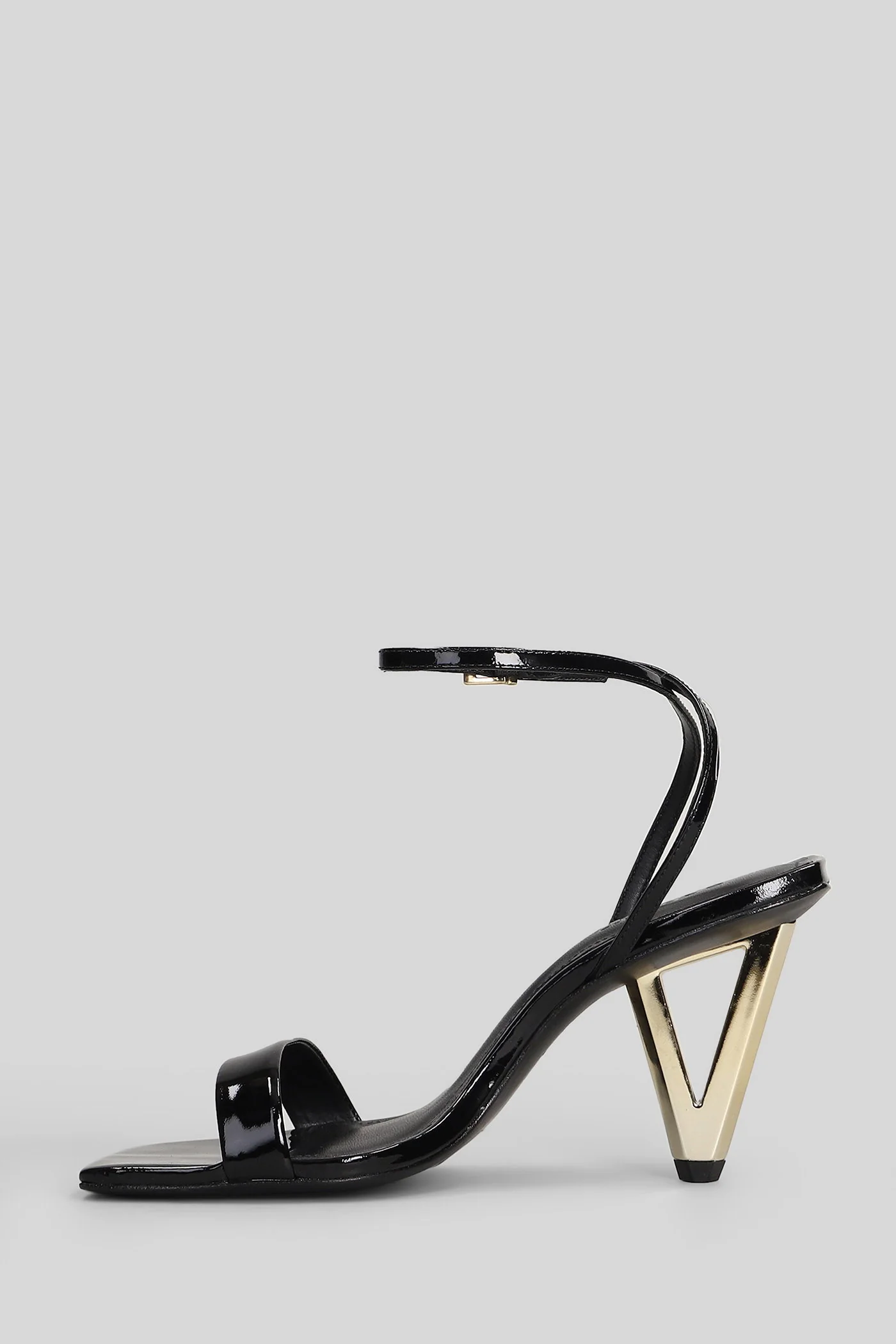 Sandals in black patent leather - Image 3