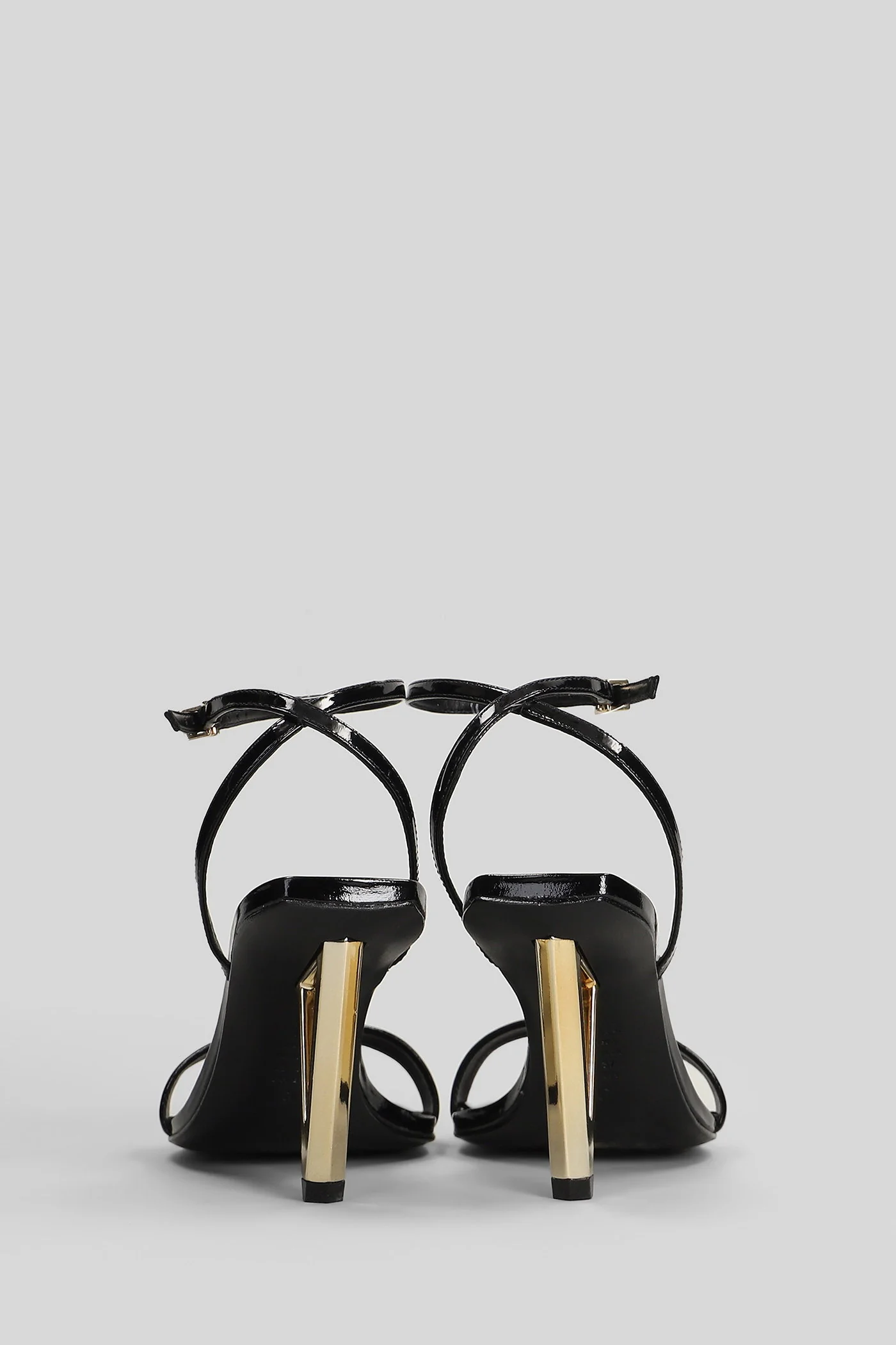 Sandals in black patent leather - Image 4