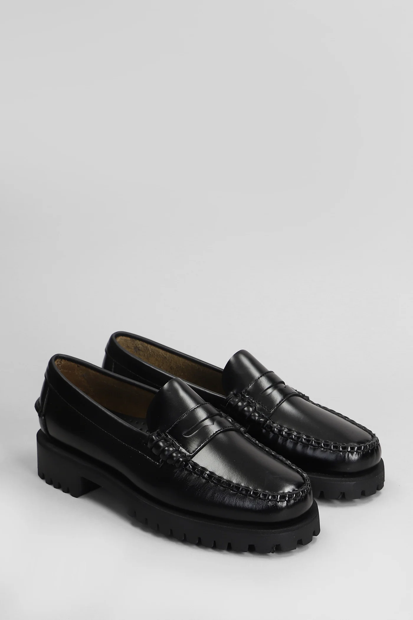 Dan lug Loafers in black leather - Image 2