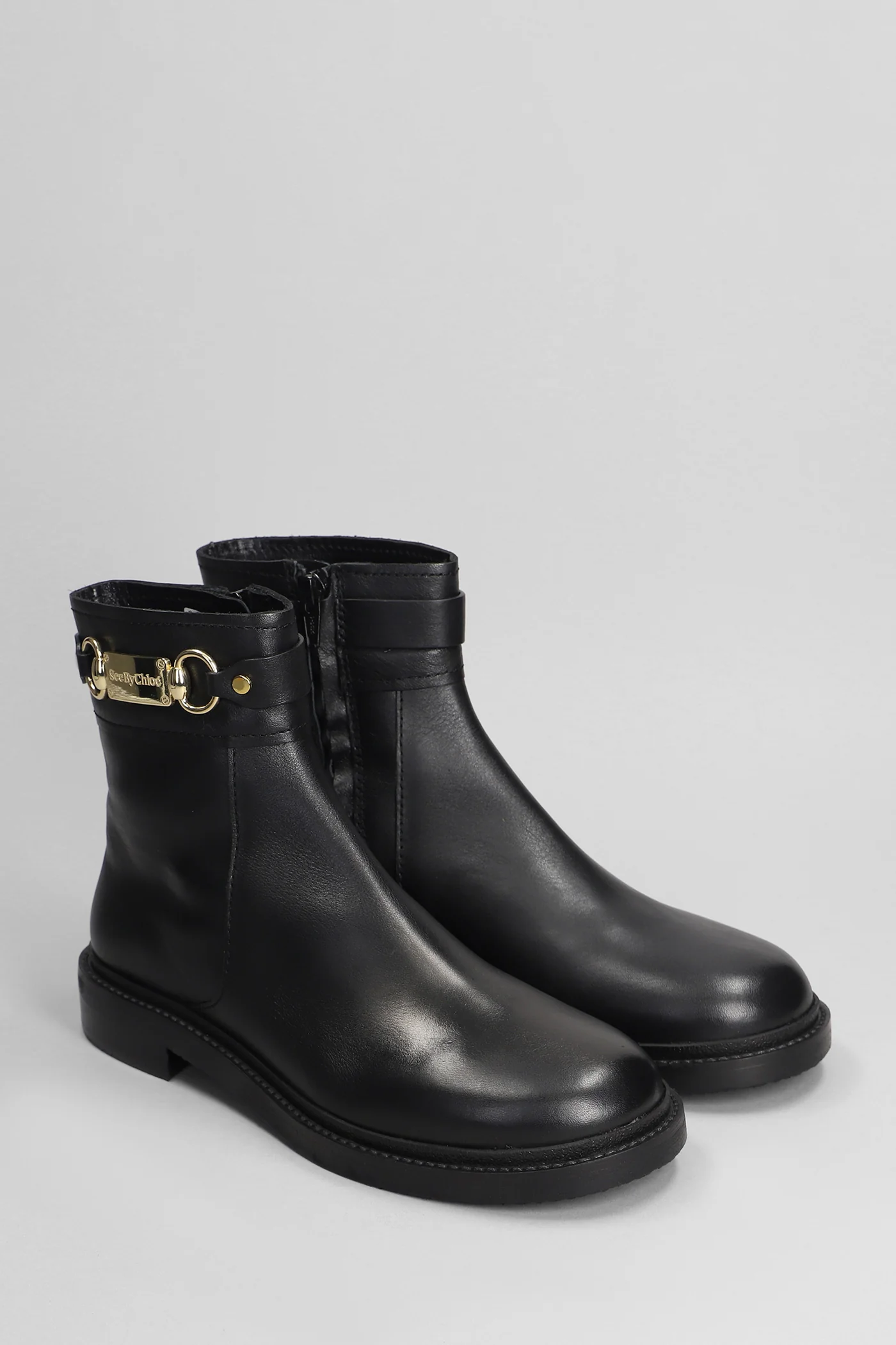 Signature 1 low heels Ankle boots in black leather - Image 2