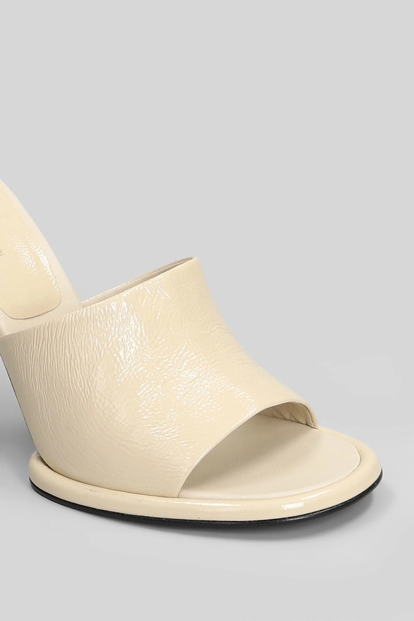 Orb 95 Sandals in beige leather - Image 5