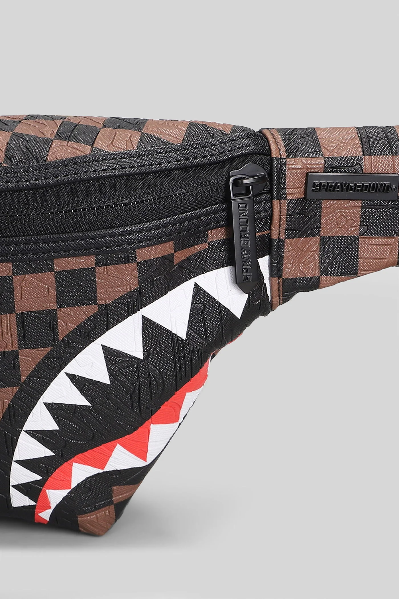 Check 2 savvy Waist Bag in brown PVC - Image 4