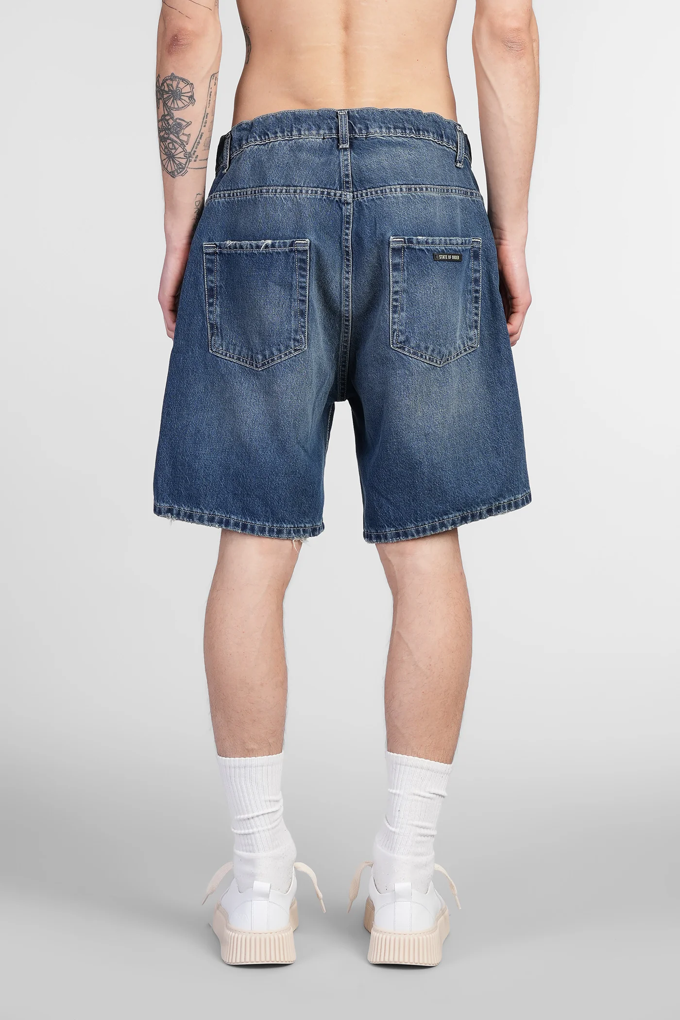 02 Shorts in blue denim - Image 3